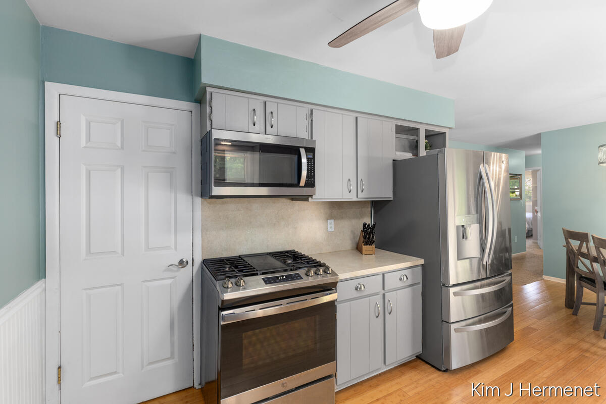 2508 Greenings Avenue NE Grand Rapids MI 49525
