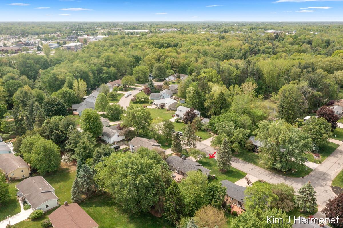 2508 Greenings Avenue NE Grand Rapids MI 49525