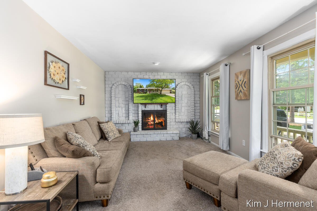 2508 Greenings Avenue NE Grand Rapids MI 49525