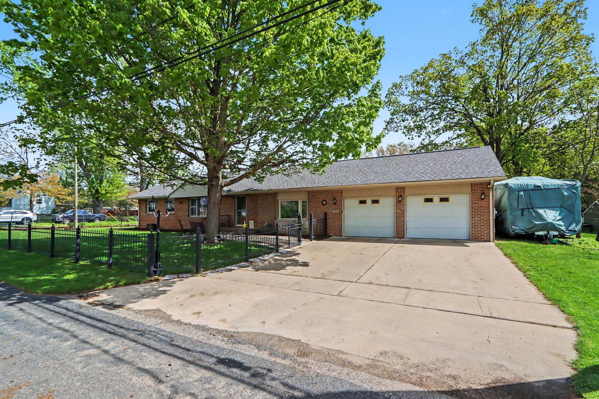 217 Ermine Avenue Kalamazoo MI 49048