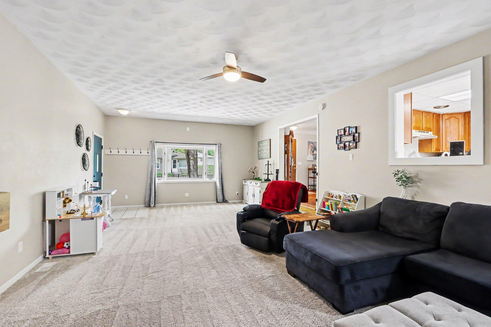 217 Ermine Avenue Kalamazoo MI 49048