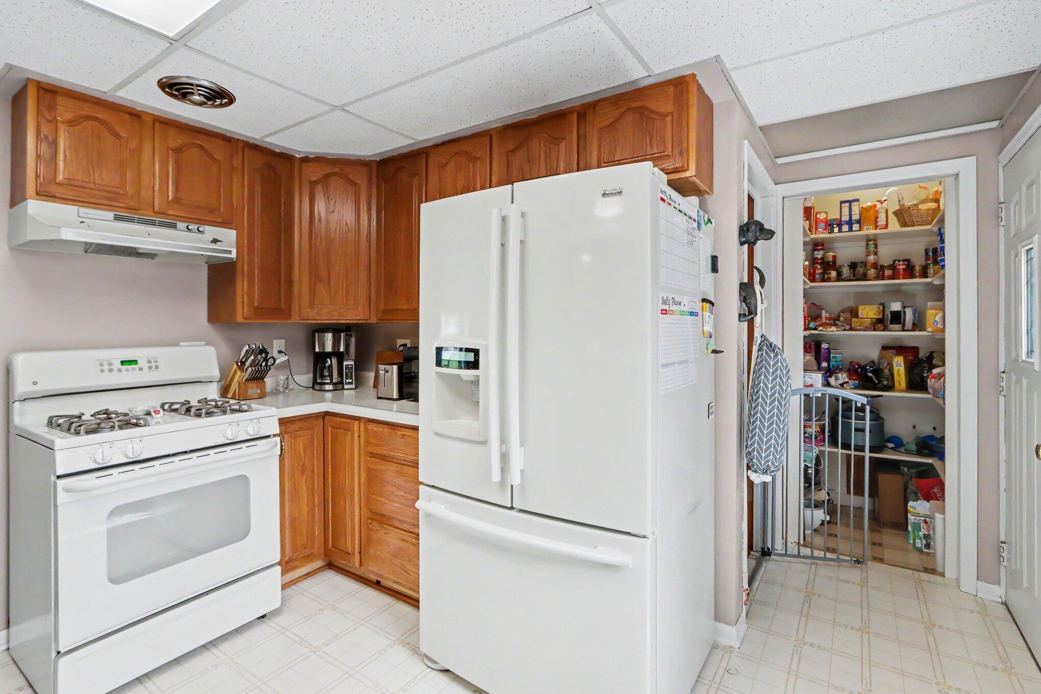 217 Ermine Avenue Kalamazoo MI 49048