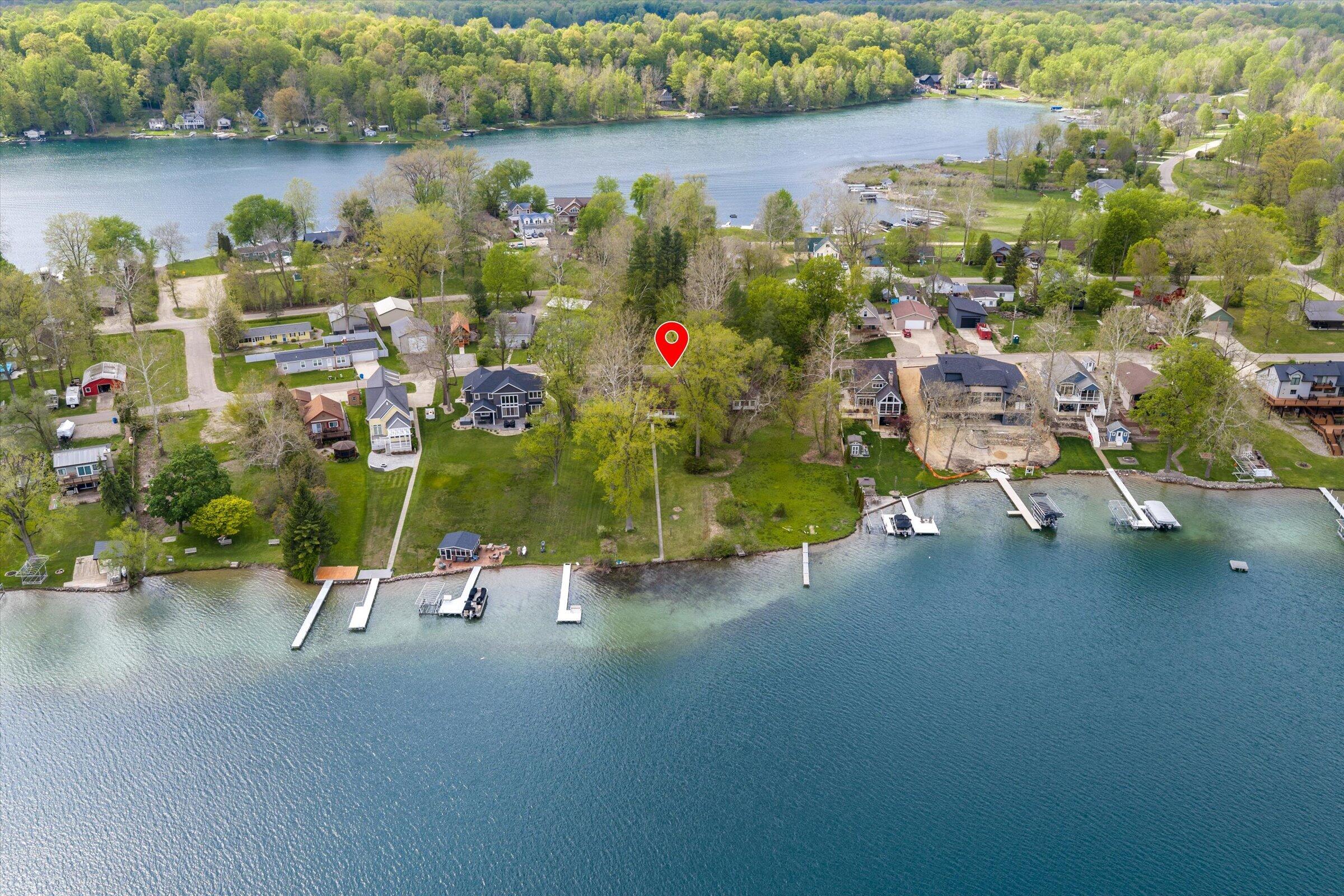 65351 E Peninsula Drive Cassopolis MI 49031