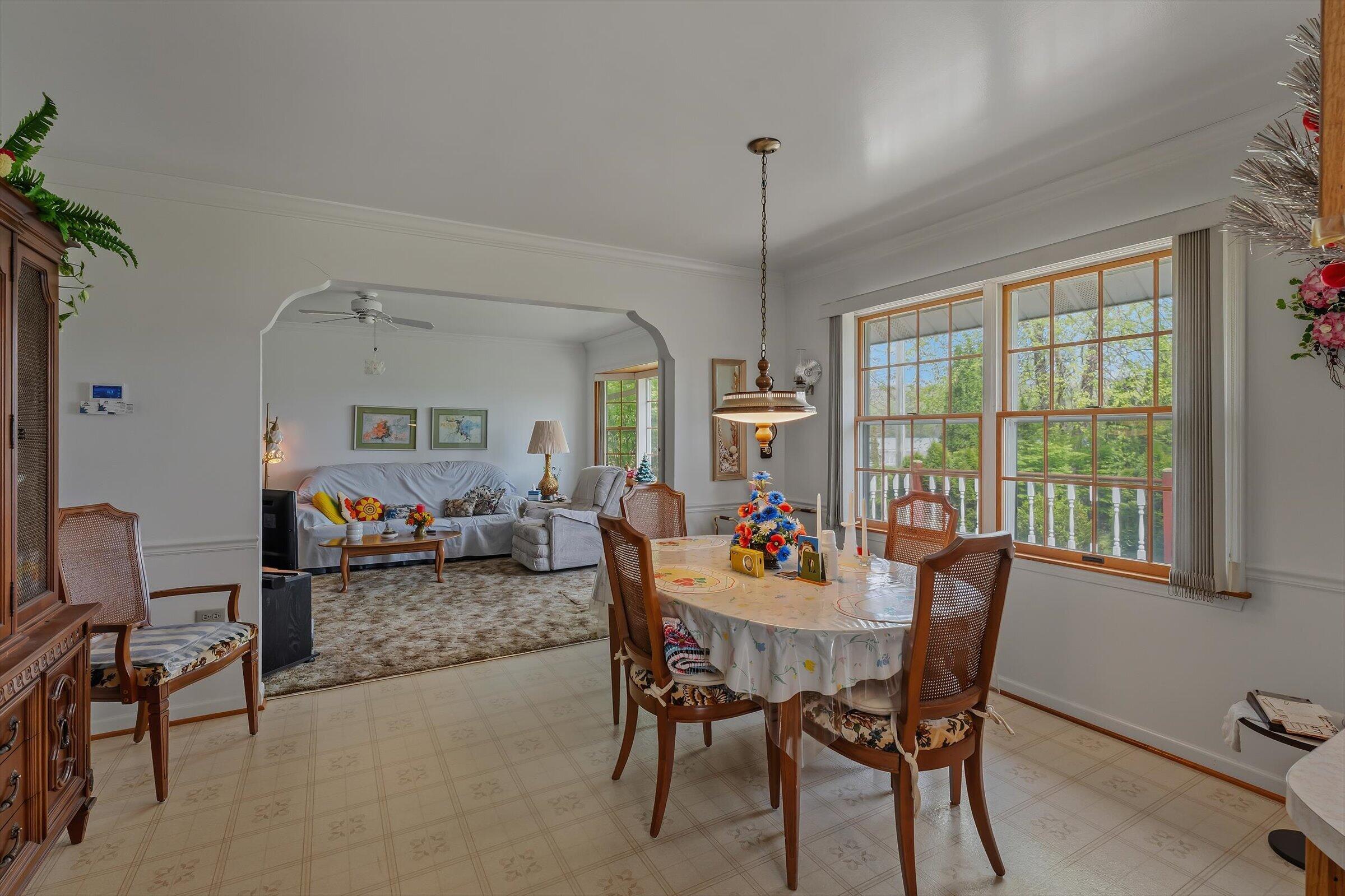 65351 E Peninsula Drive Cassopolis MI 49031