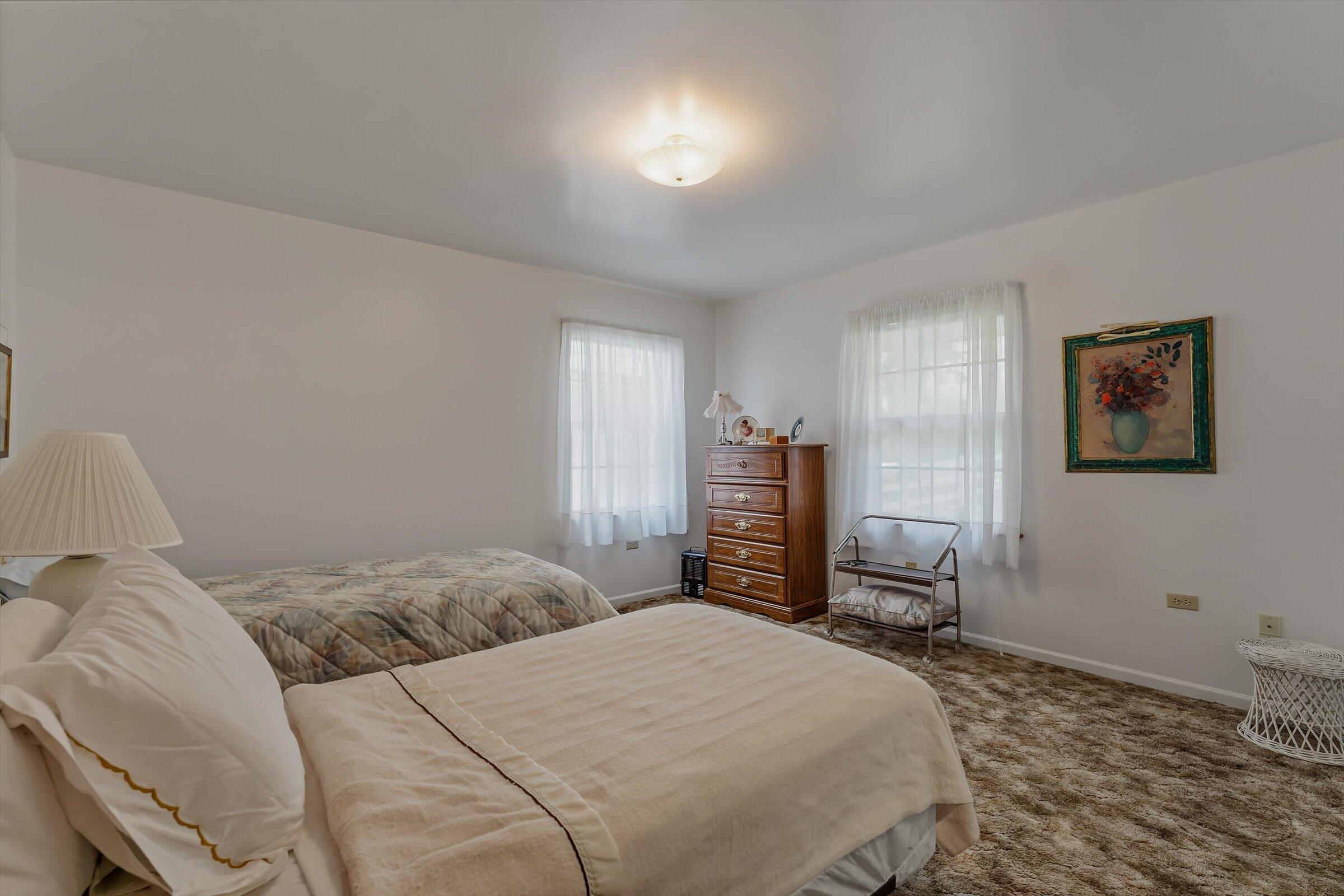 65351 E Peninsula Drive Cassopolis MI 49031