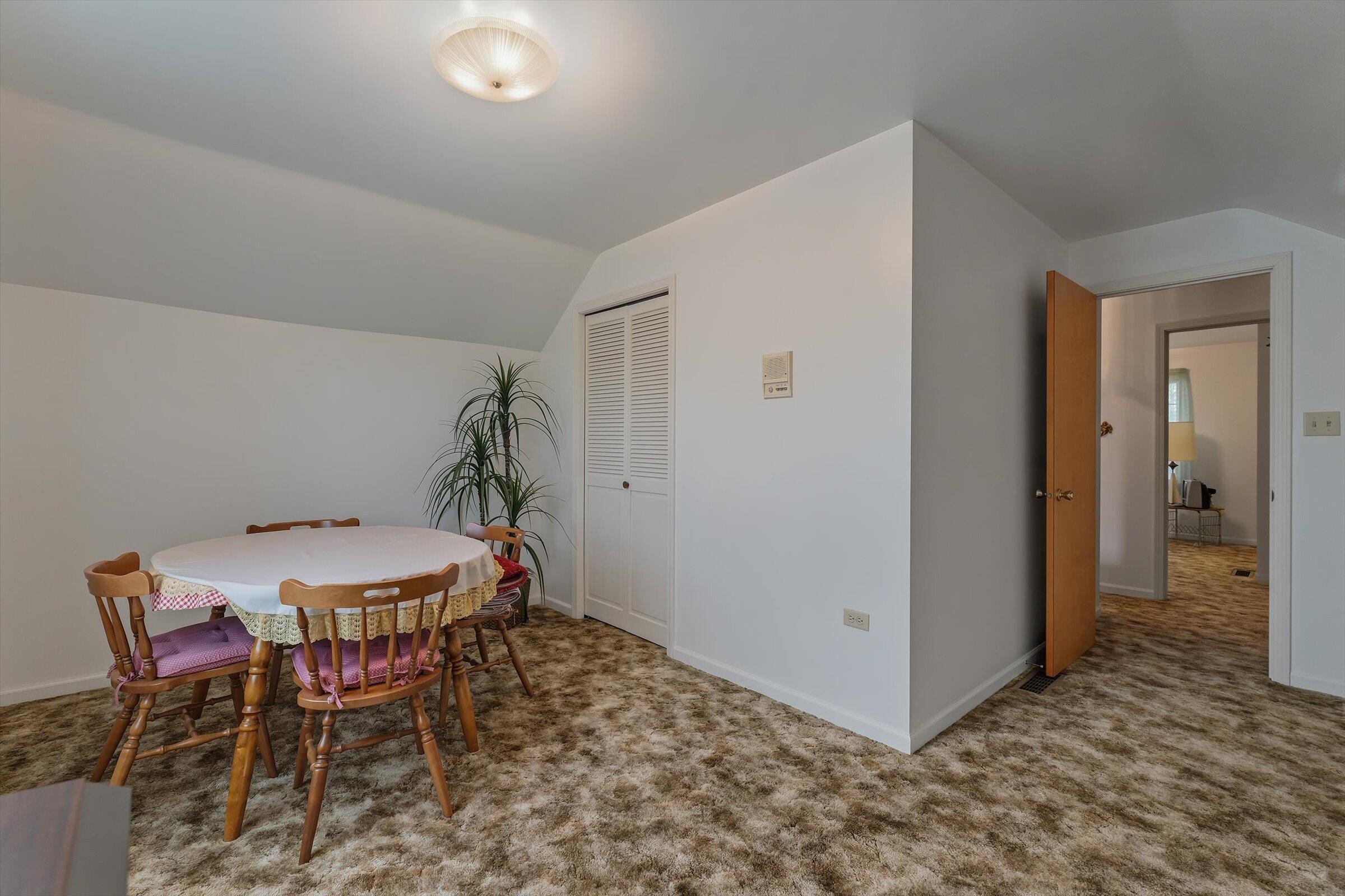 65351 E Peninsula Drive Cassopolis MI 49031