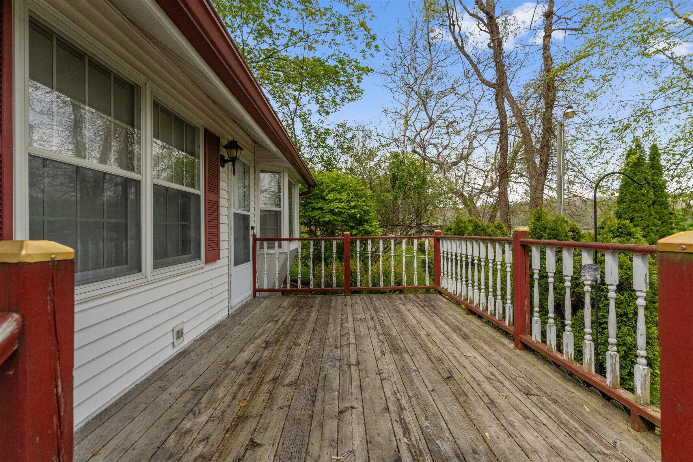 65351 E Peninsula Drive Cassopolis MI 49031