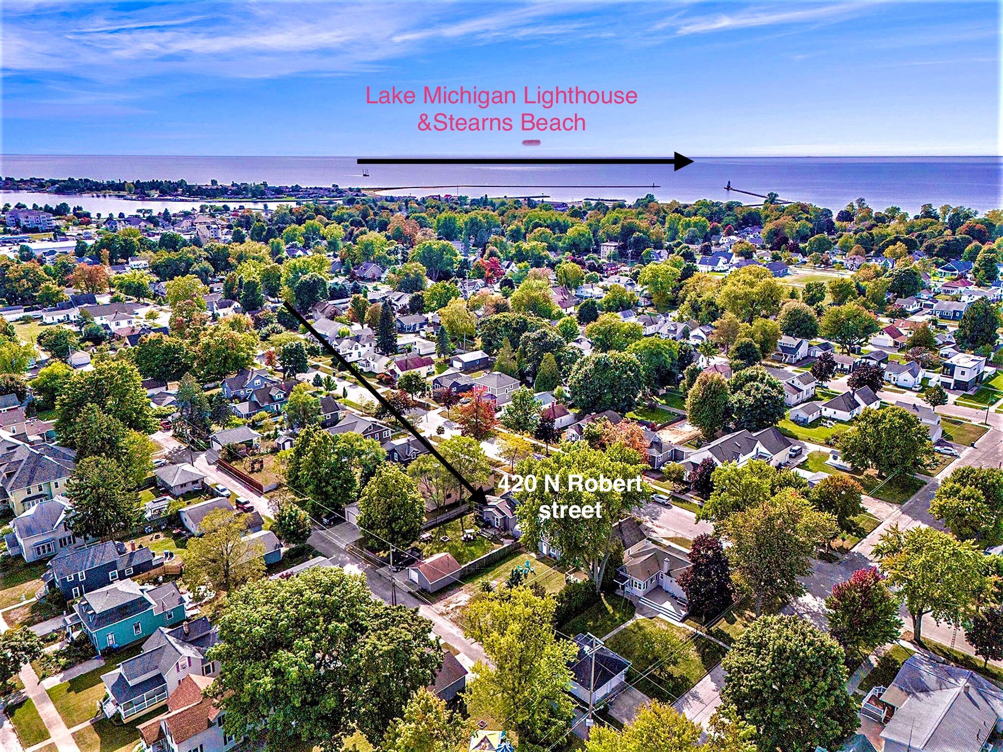 420 N Robert Street Ludington MI 49431