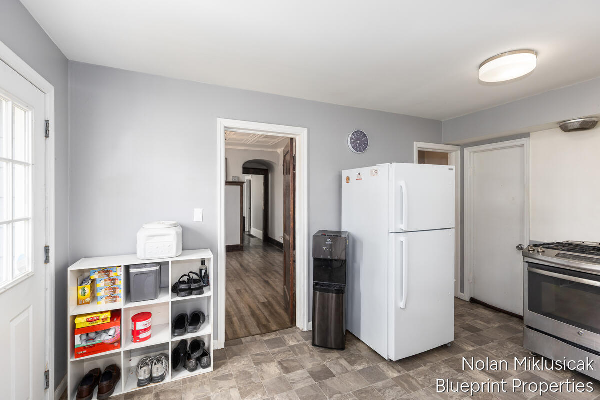 1147 Jennette Avenue NW Grand Rapids MI 49504