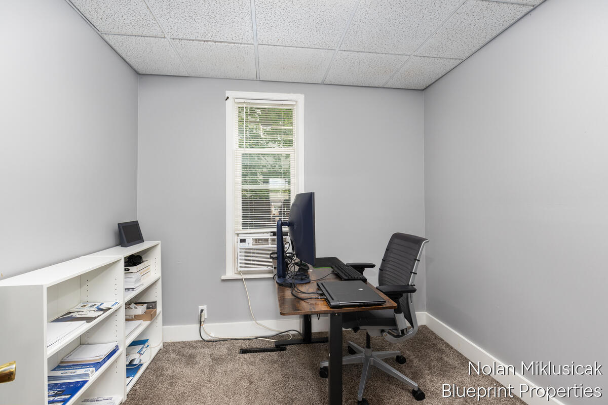1147 Jennette Avenue NW Grand Rapids MI 49504