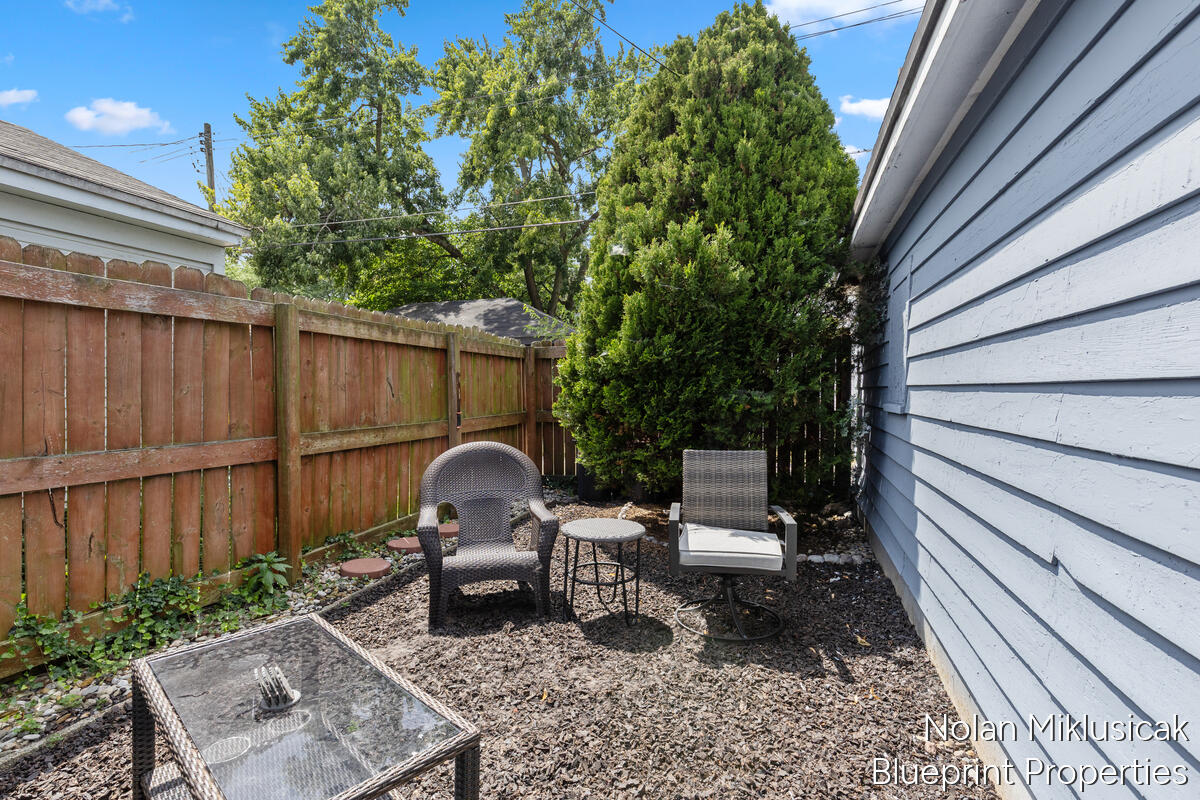 1147 Jennette Avenue NW Grand Rapids MI 49504