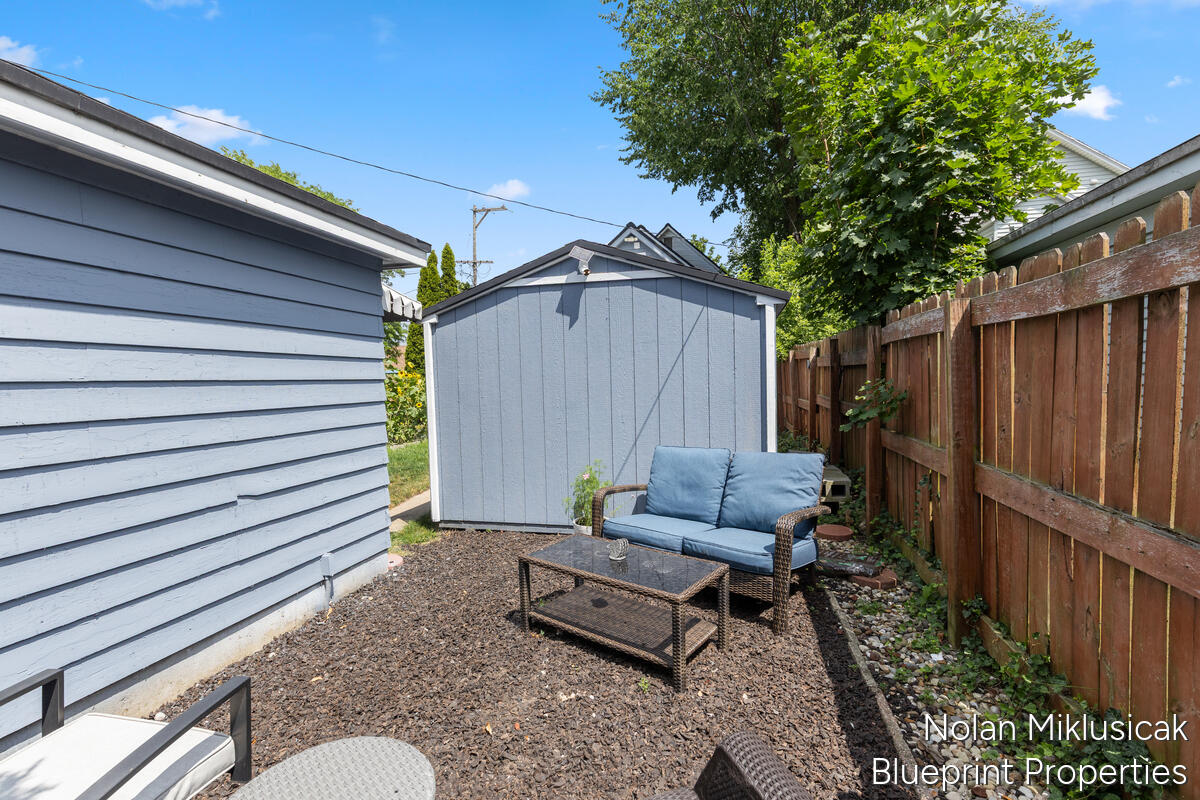 1147 Jennette Avenue NW Grand Rapids MI 49504