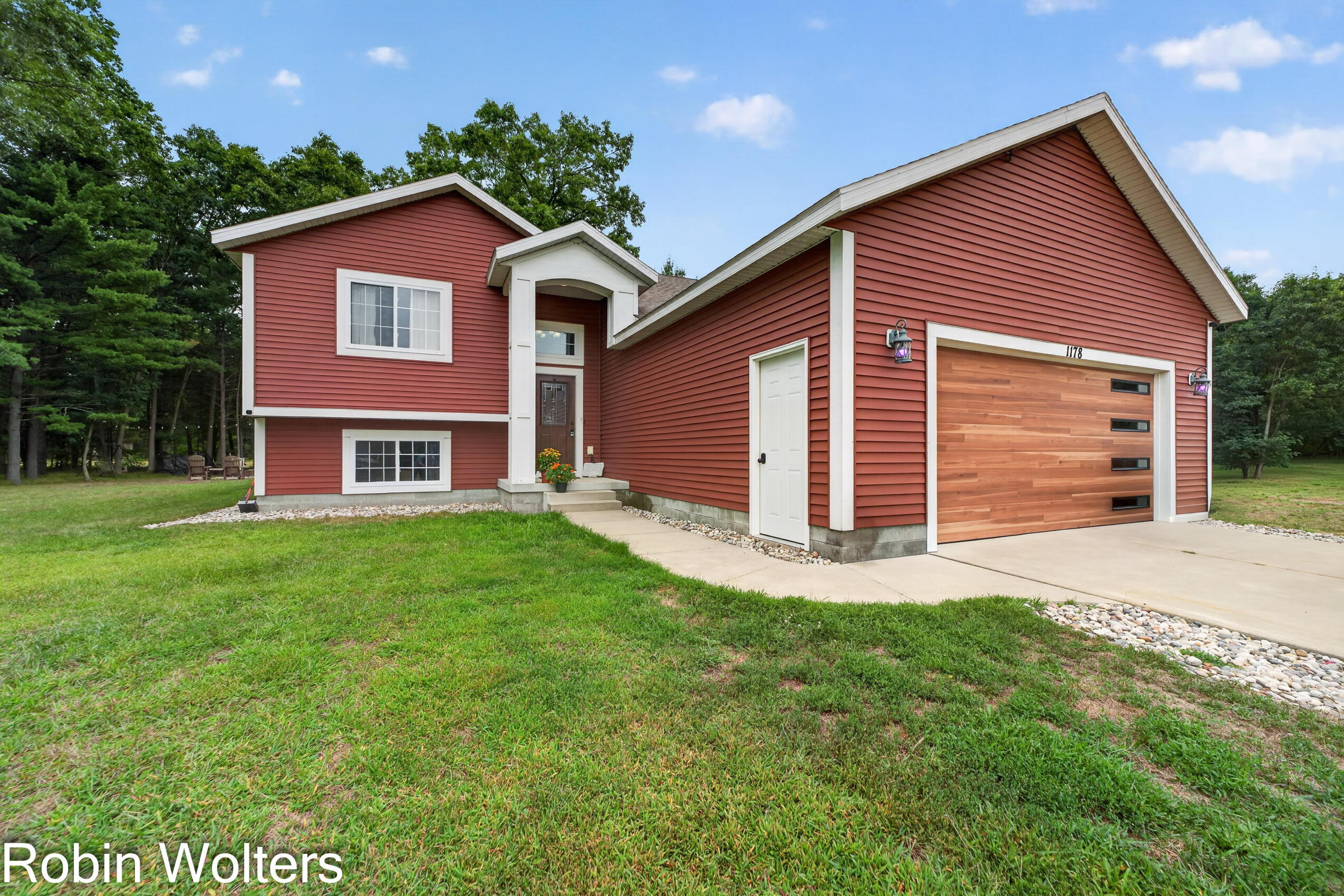 1178 Copper Creek Drive Muskegon MI 49442