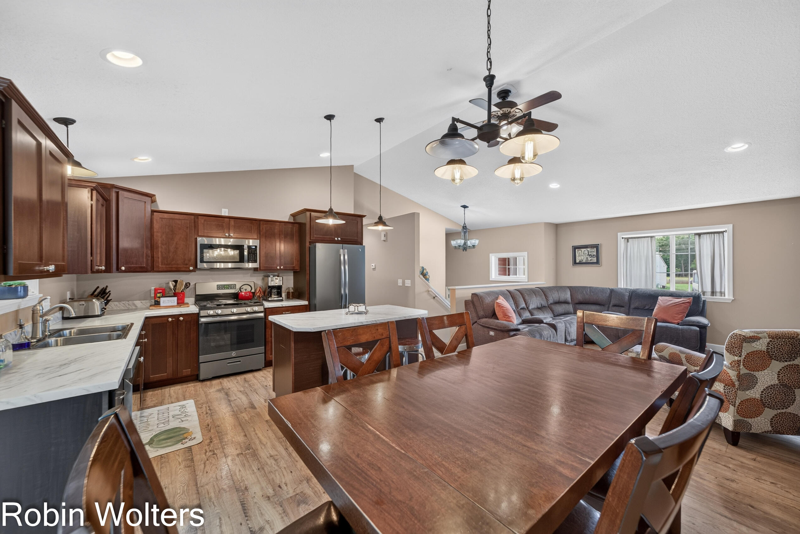 1178 Copper Creek Drive Muskegon MI 49442
