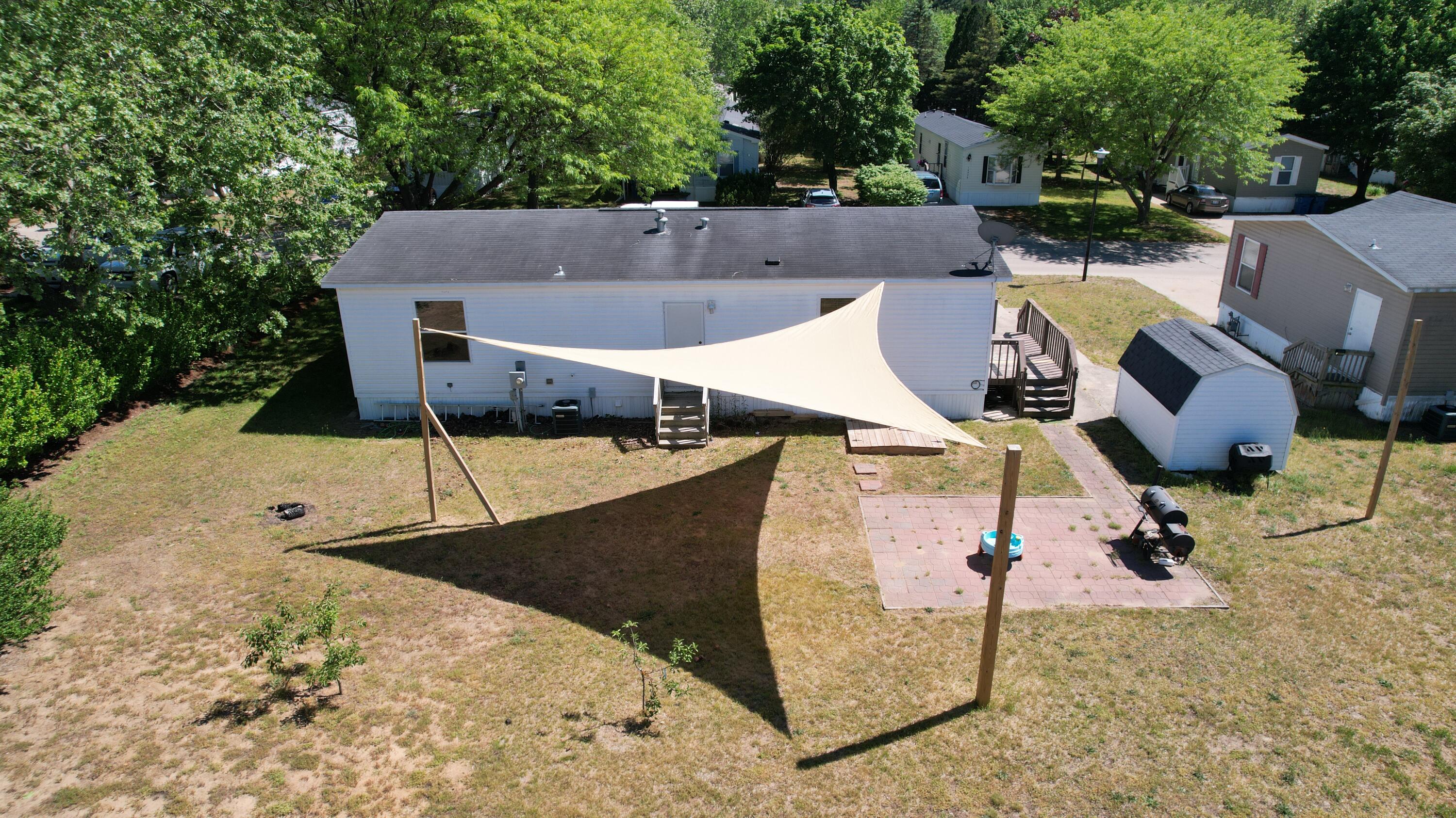 14519 Lemontree Lane West Olive MI 49460