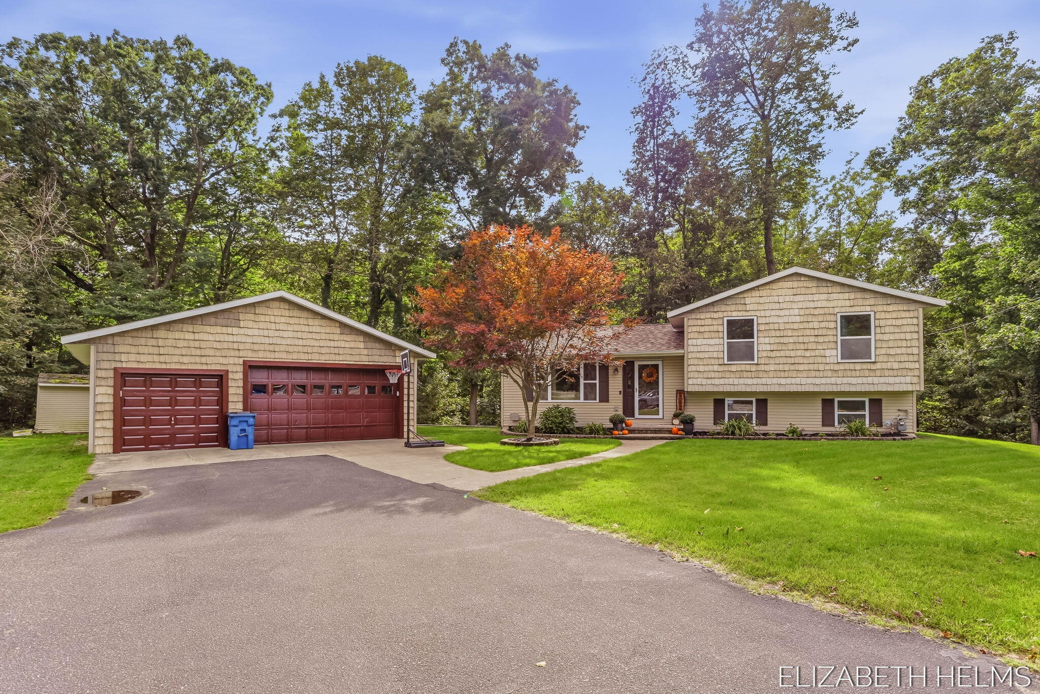104 Glenn Street Allegan MI 49010