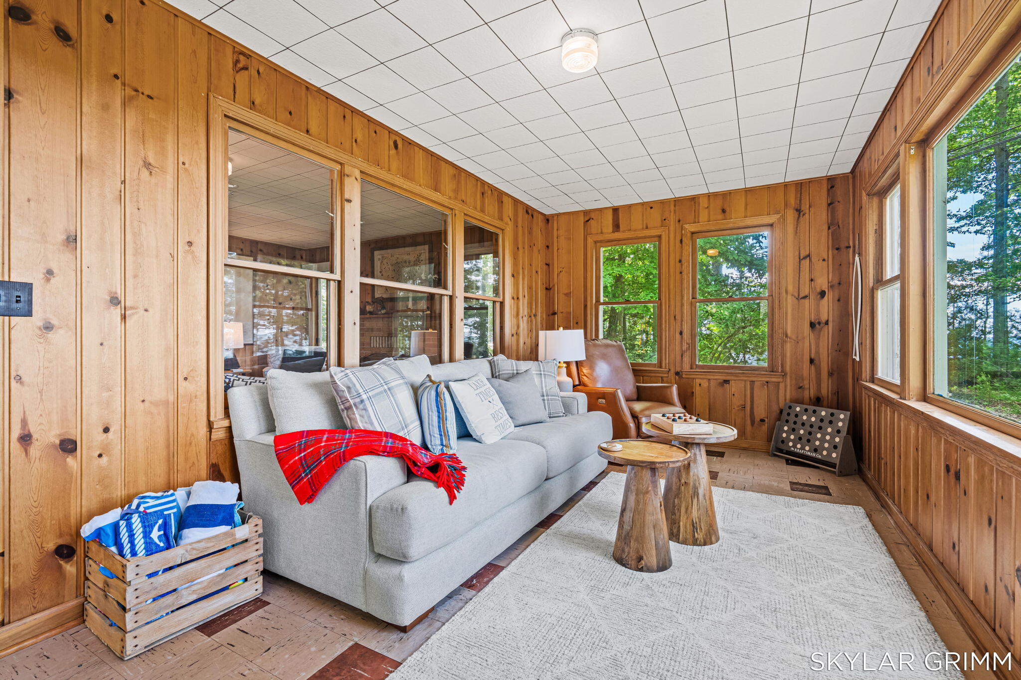 2121 N Scenic Drive Muskegon MI 49445