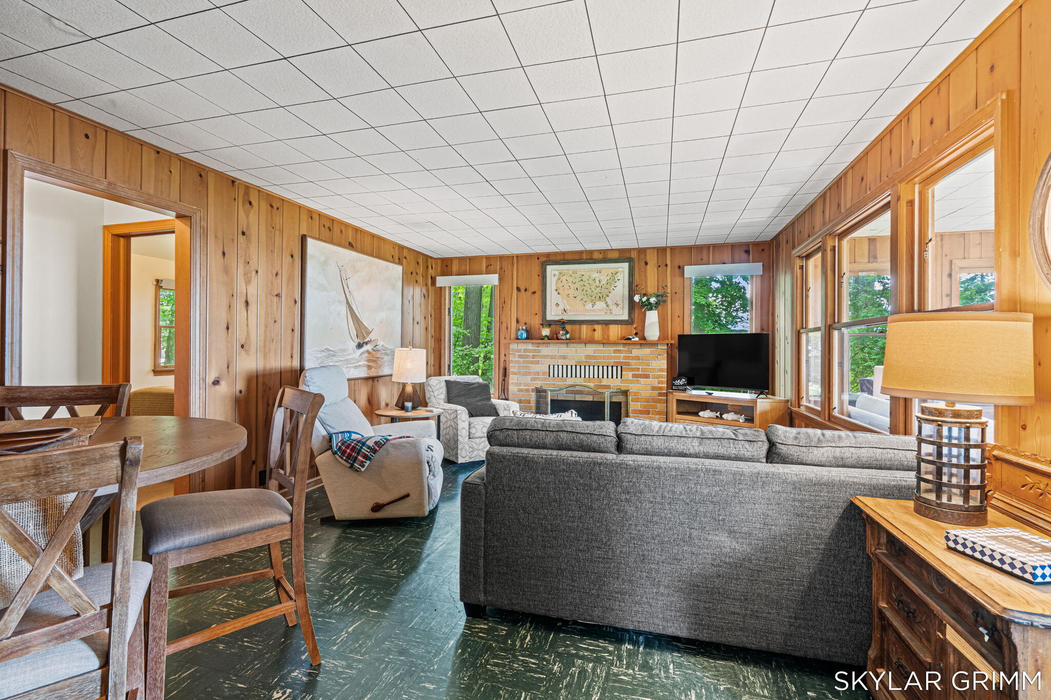 2121 N Scenic Drive Muskegon MI 49445