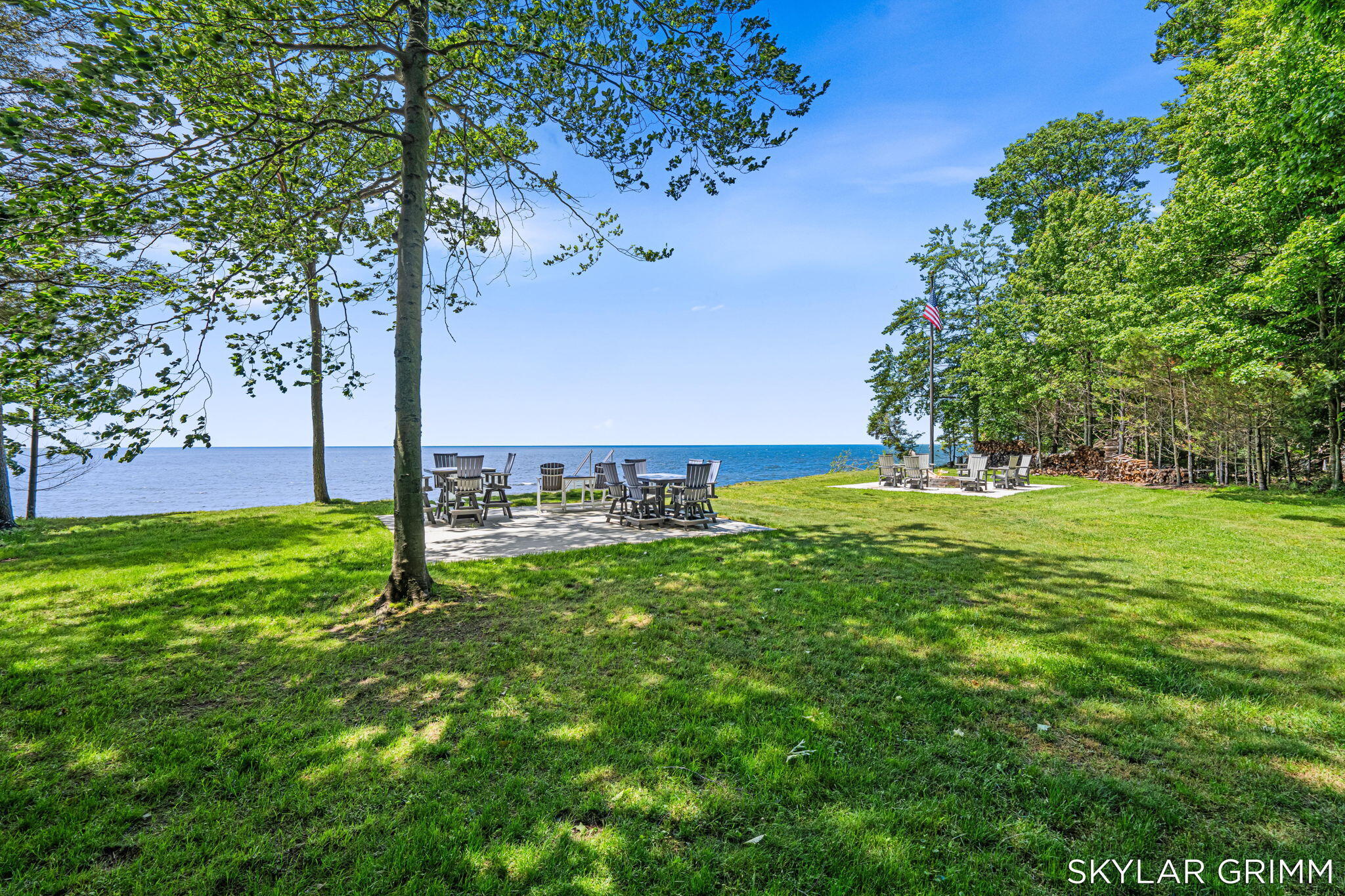 2121 N Scenic Drive Muskegon MI 49445