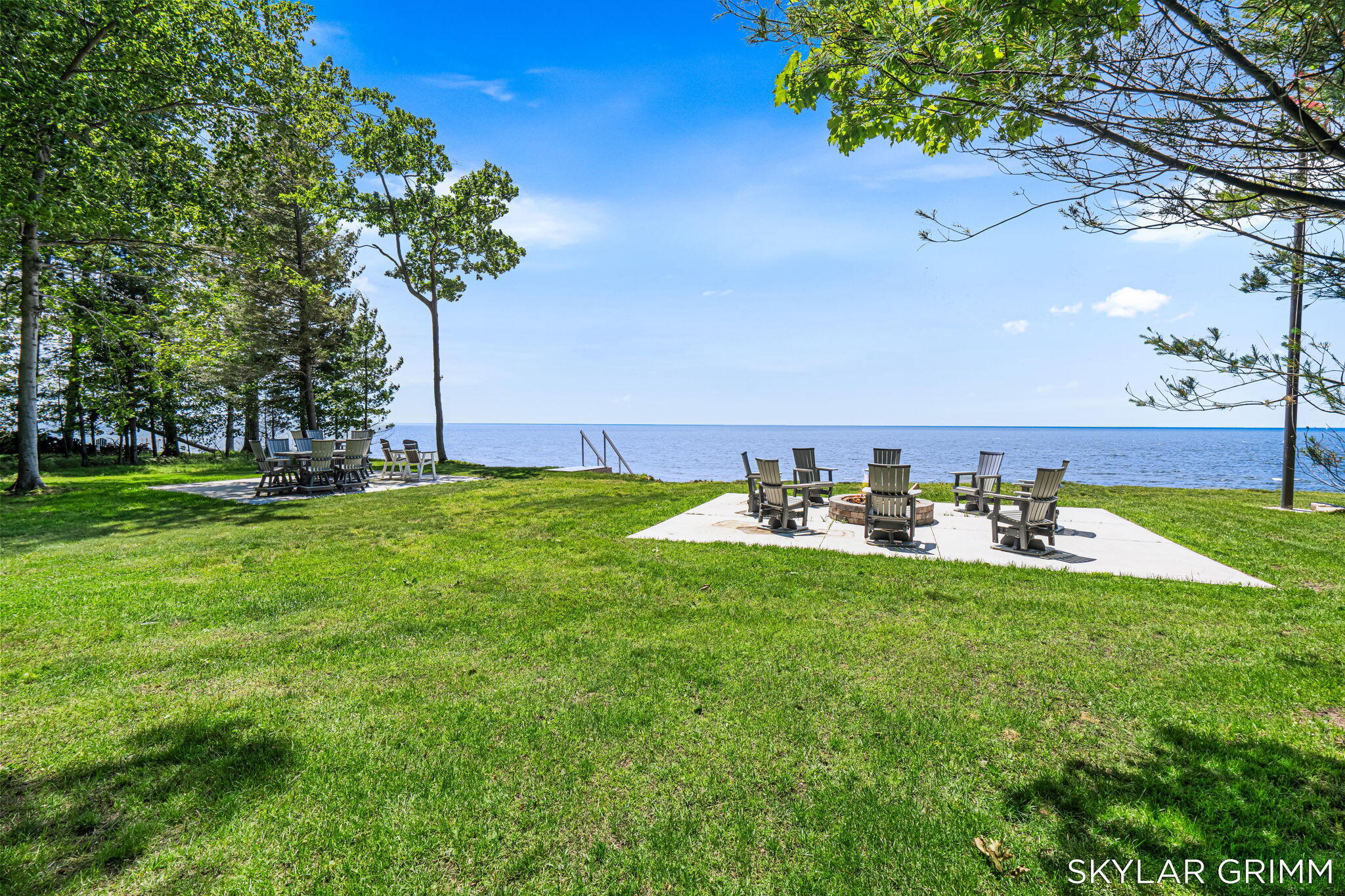 2121 N Scenic Drive Muskegon MI 49445
