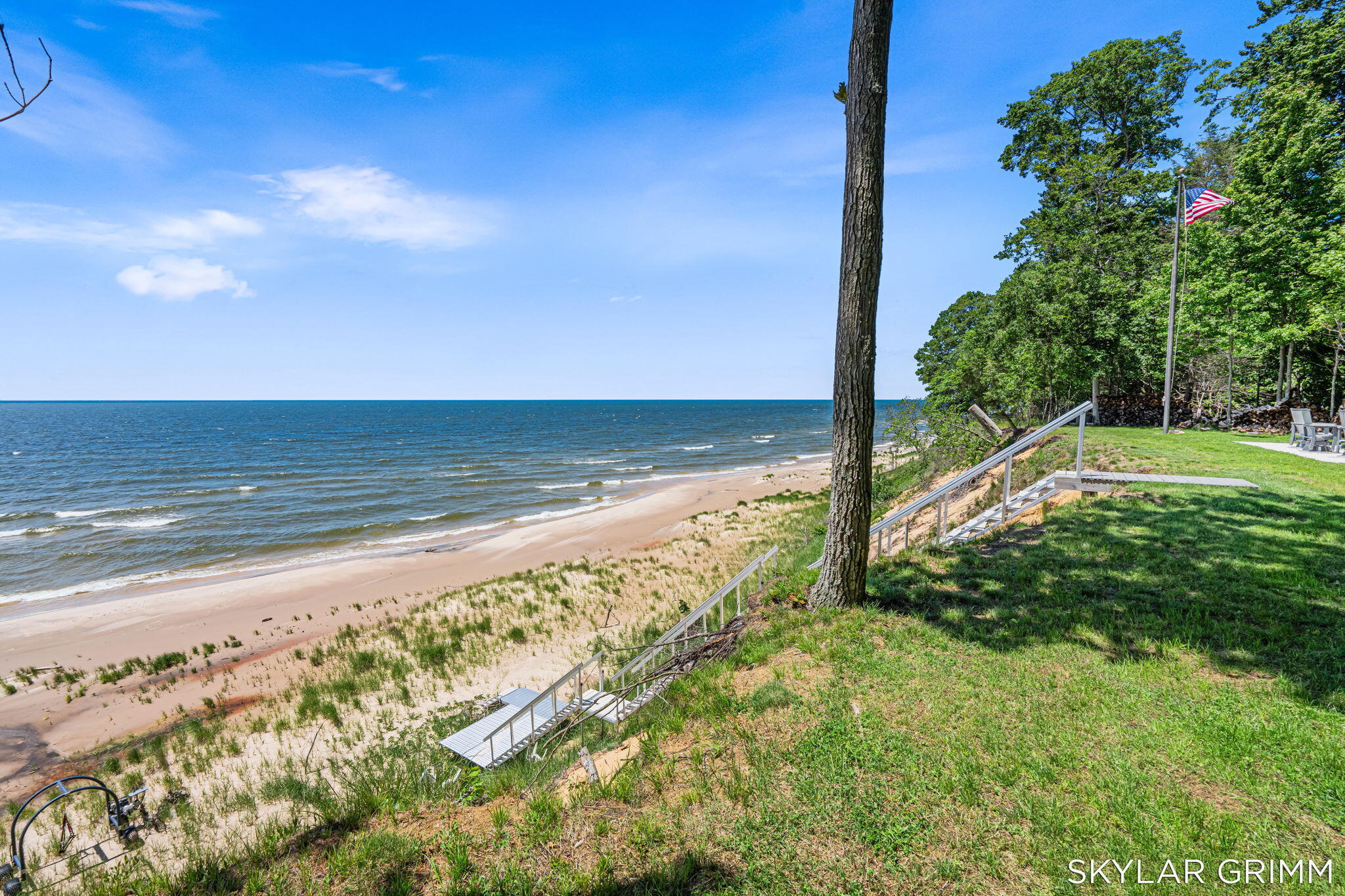 2121 N Scenic Drive Muskegon MI 49445