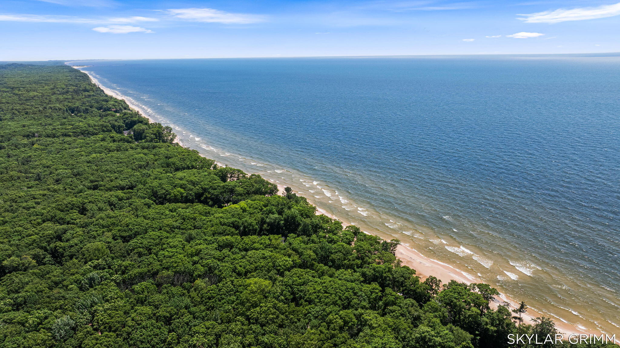 2121 N Scenic Drive Muskegon MI 49445