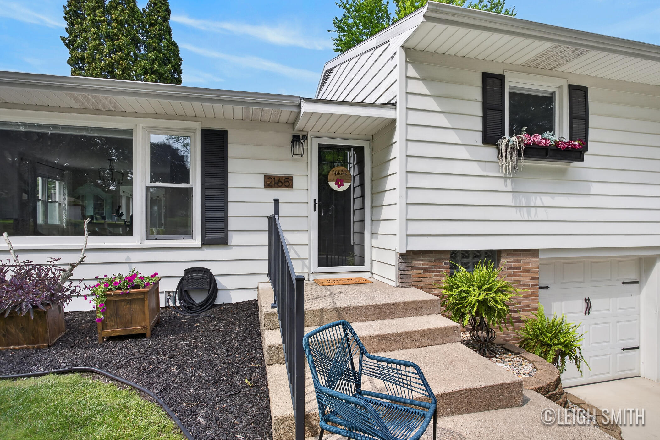 2165 Apple Avenue NW Grand Rapids MI 49504
