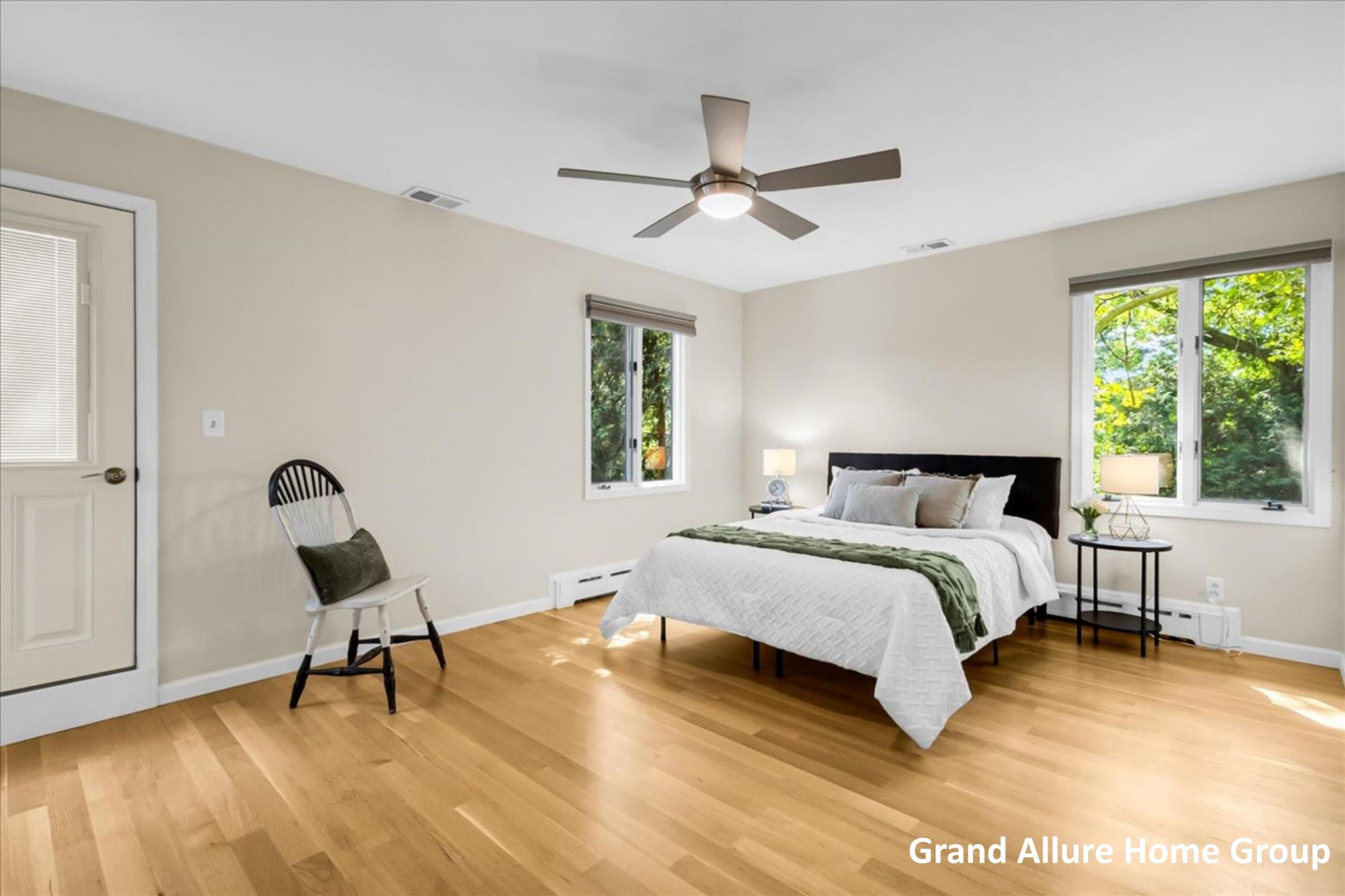 2850 Burritt Street NW Grand Rapids MI 49504