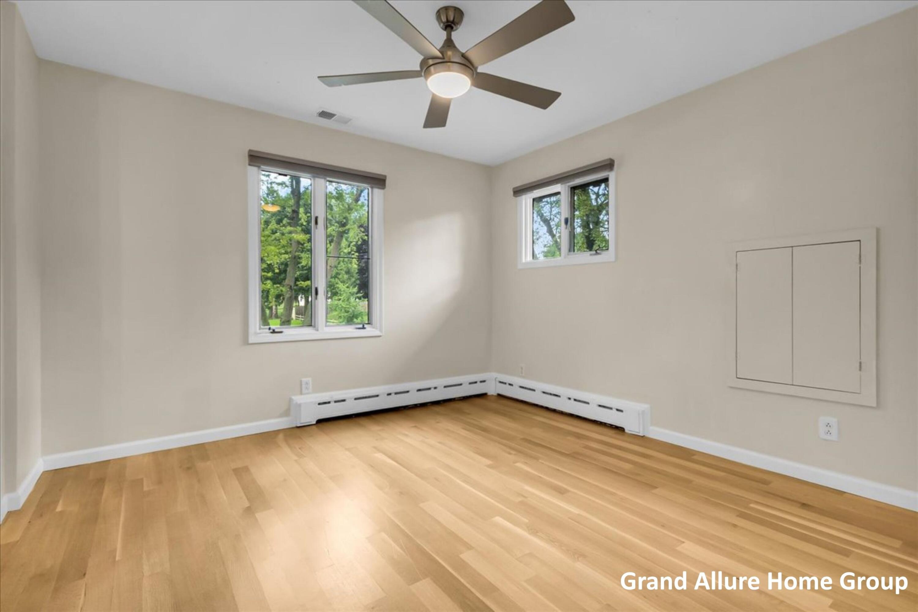 2850 Burritt Street NW Grand Rapids MI 49504
