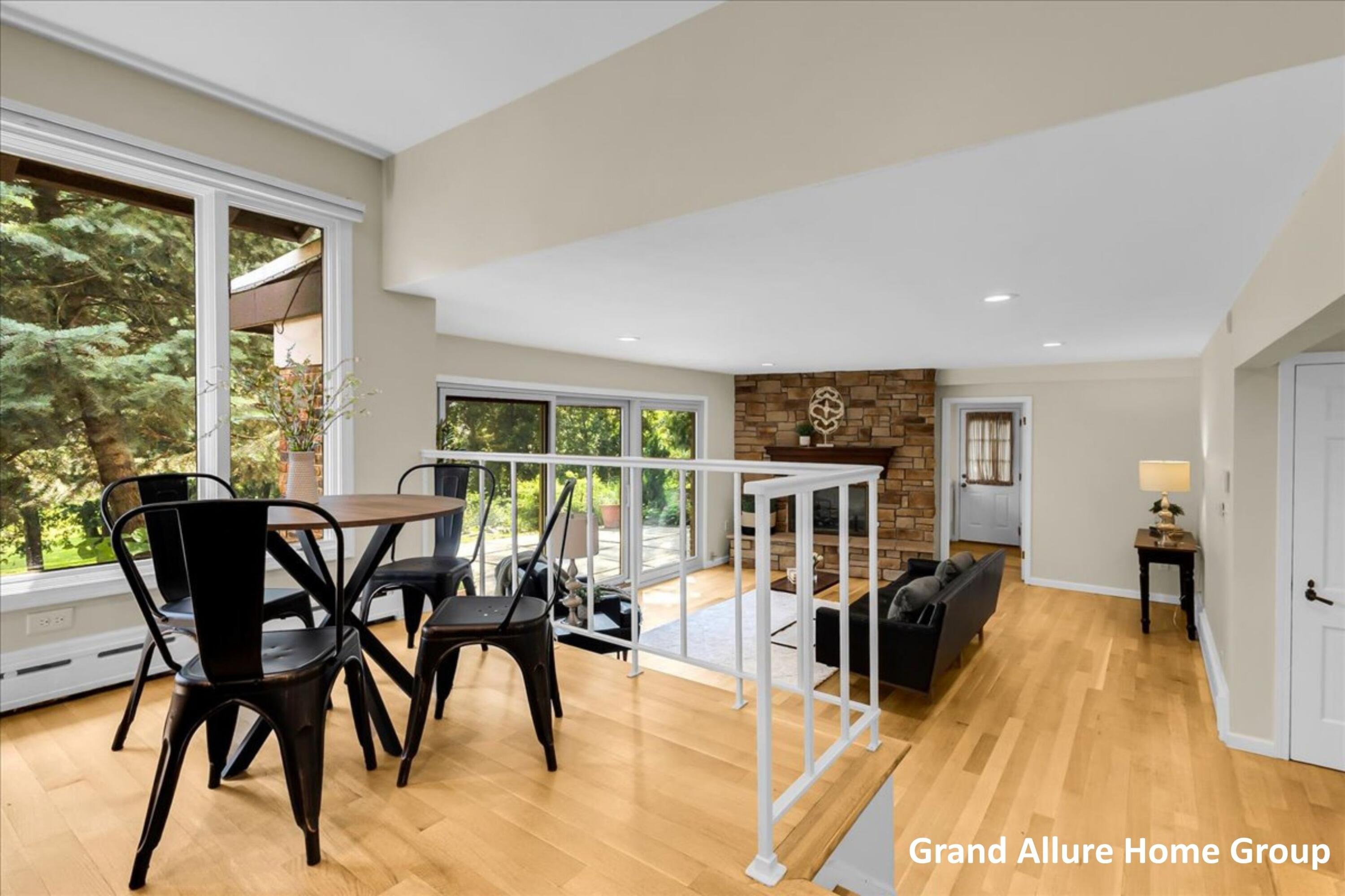 2850 Burritt Street NW Grand Rapids MI 49504