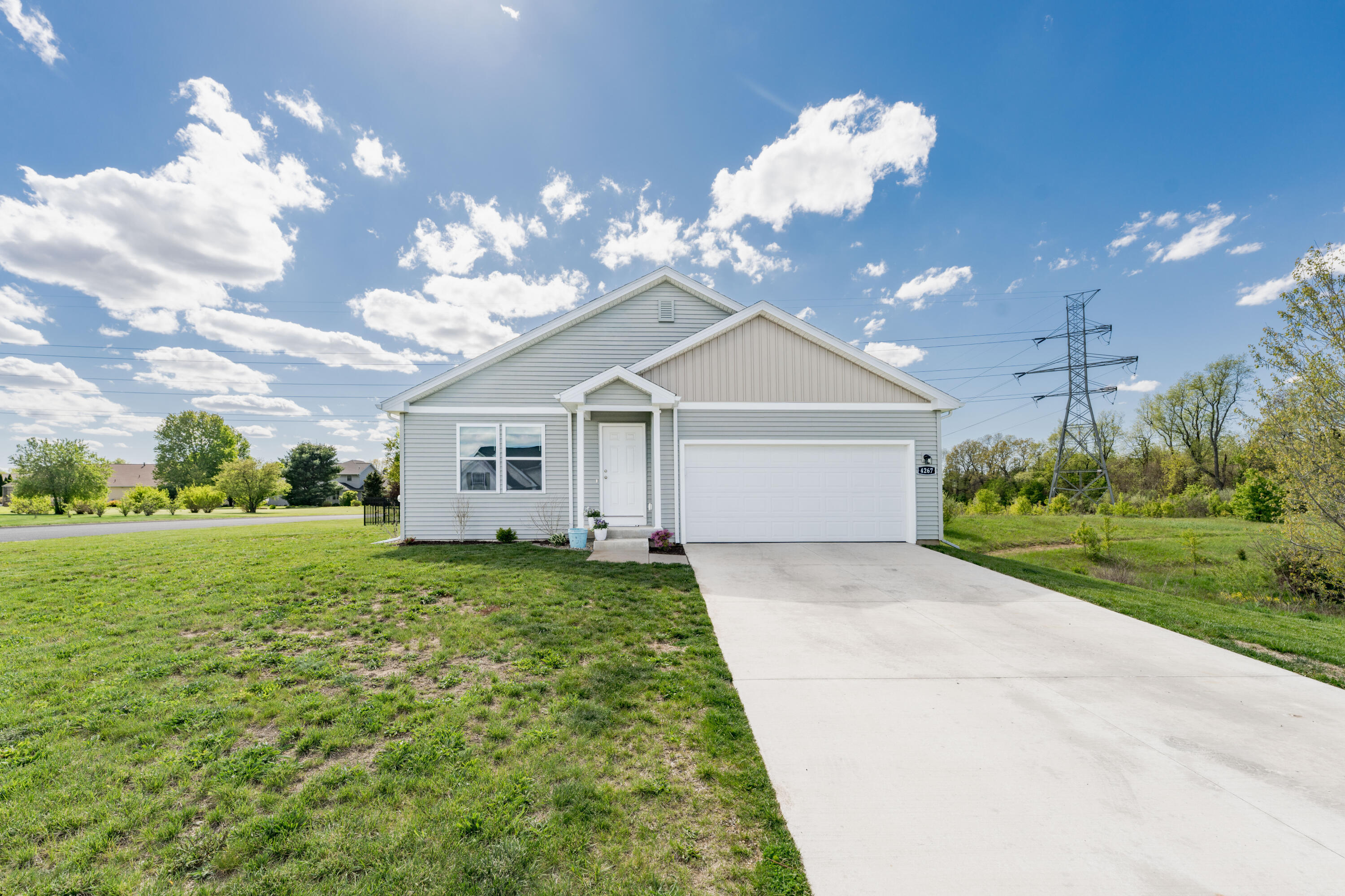 4267 Country Meadows Drive Kalamazoo MI 49048