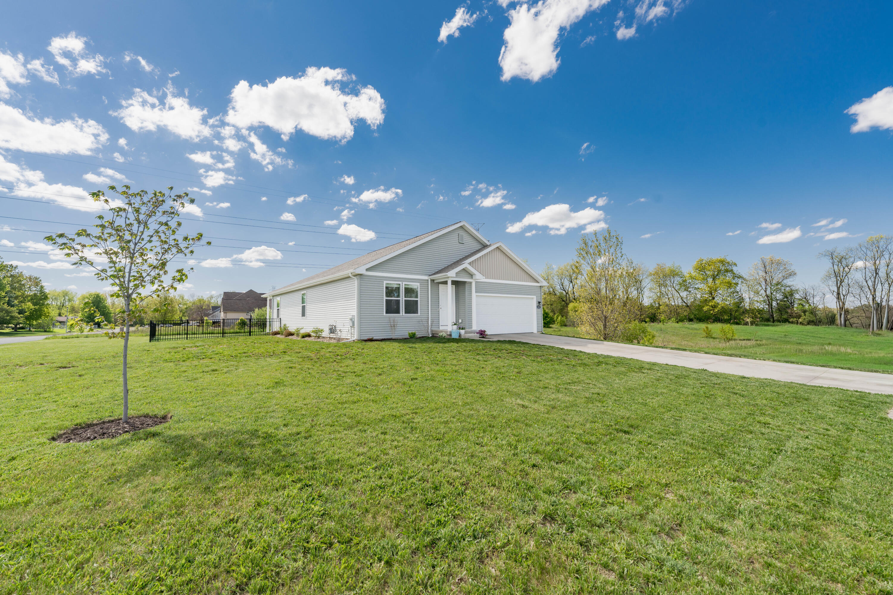 4267 Country Meadows Drive Kalamazoo MI 49048