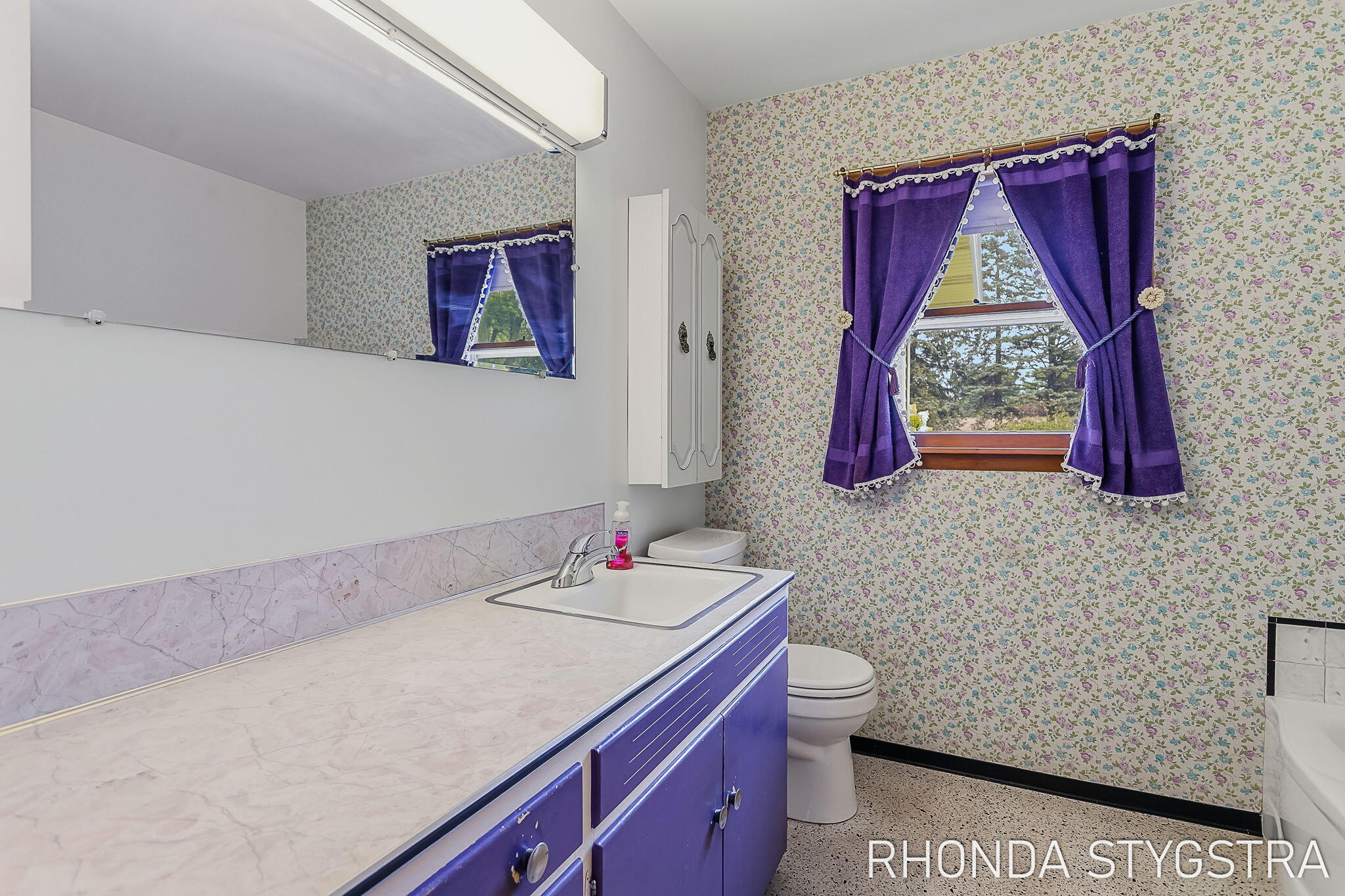 10687 Riley Street Zeeland MI 49464