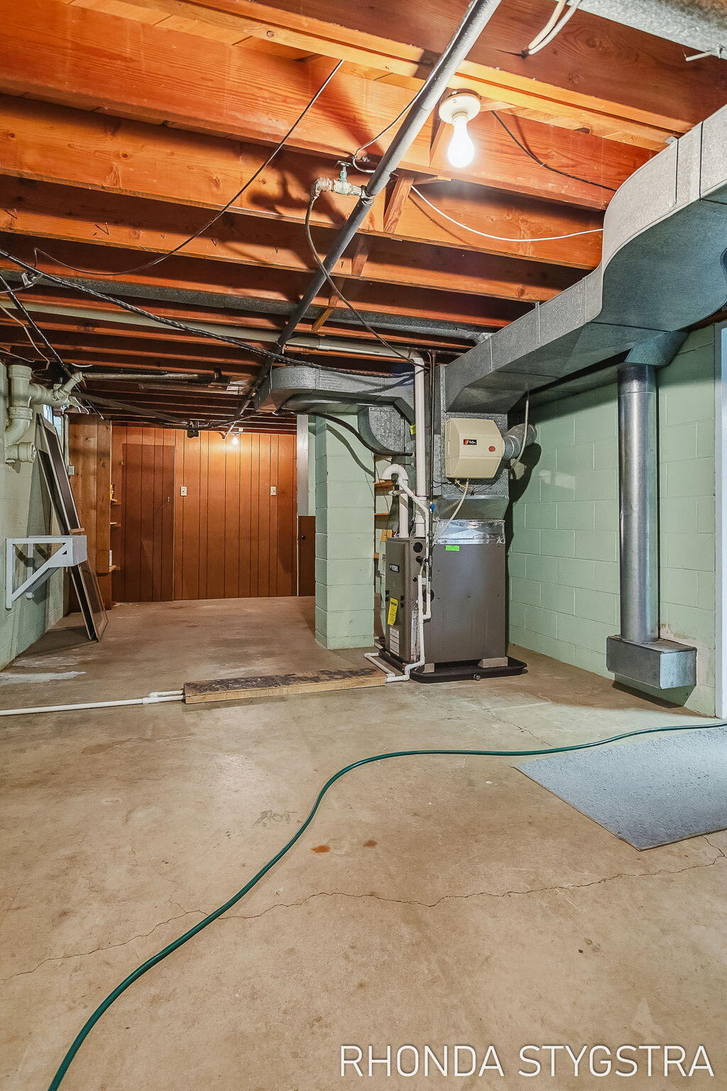 10687 Riley Street Zeeland MI 49464
