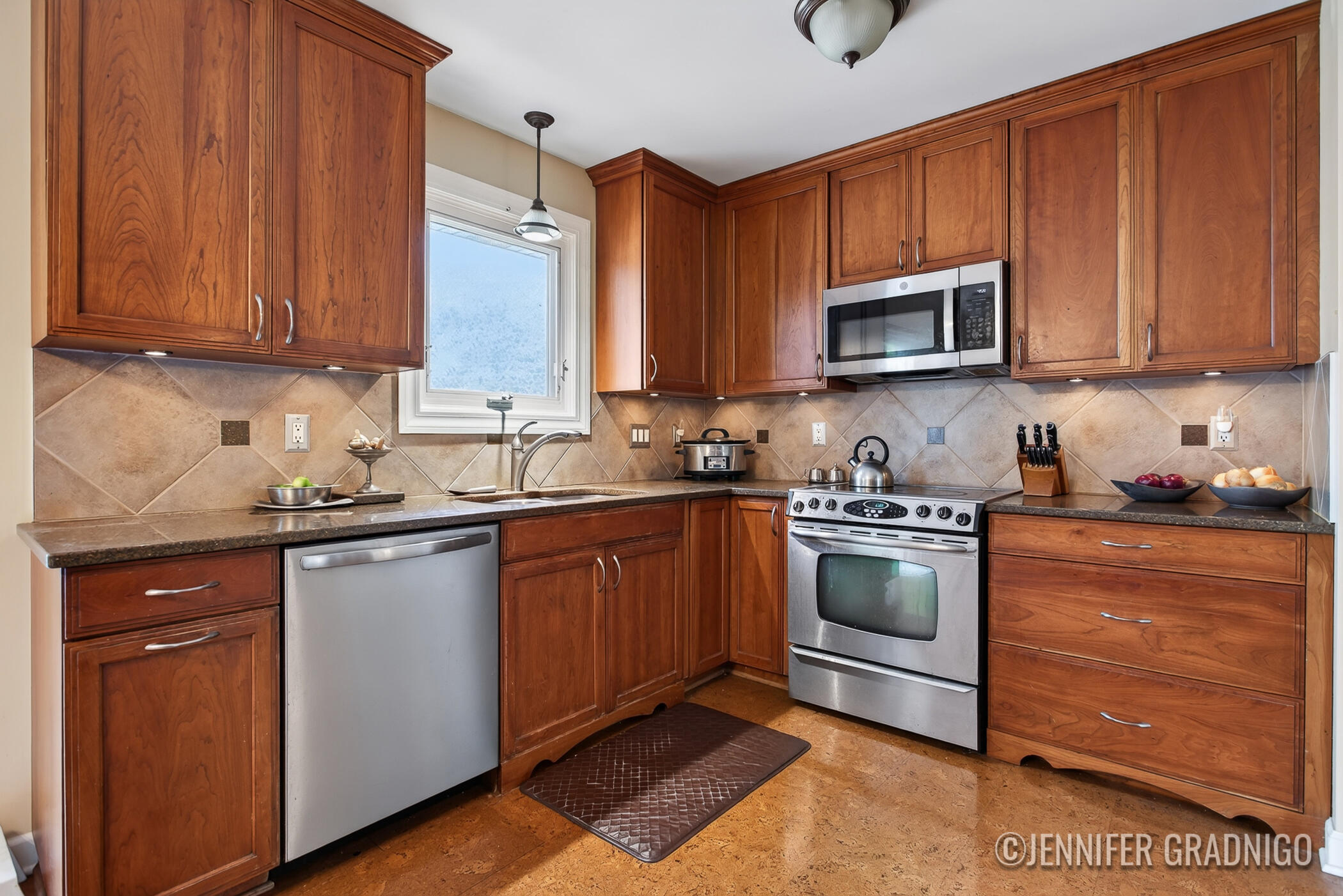 231 Cypress Avenue Holland MI 49423