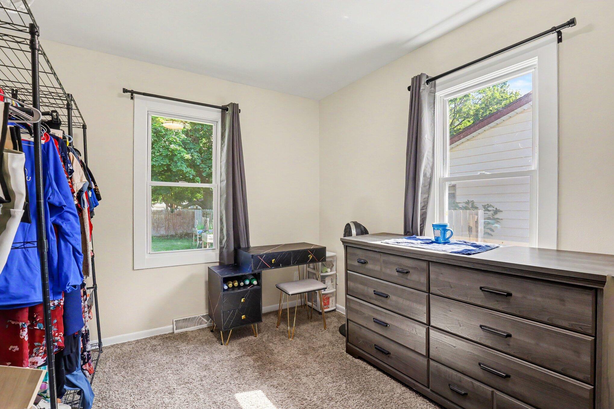 67 Gaines Street SE Grand Rapids MI 49548