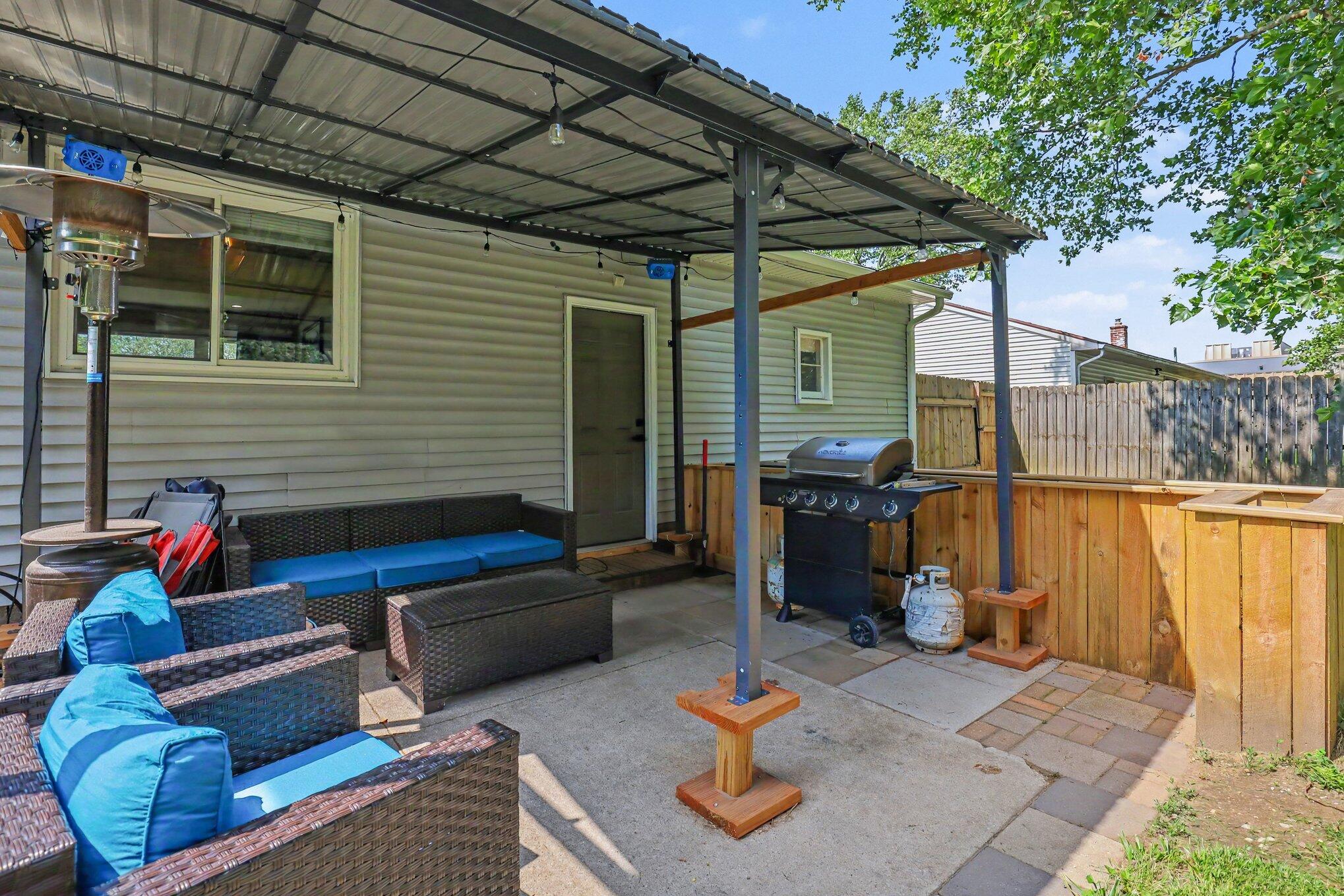 67 Gaines Street SE Grand Rapids MI 49548