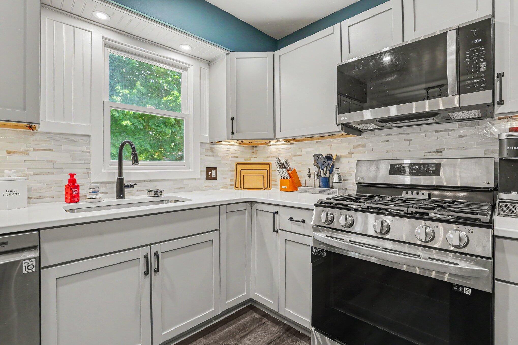 67 Gaines Street SE Grand Rapids MI 49548