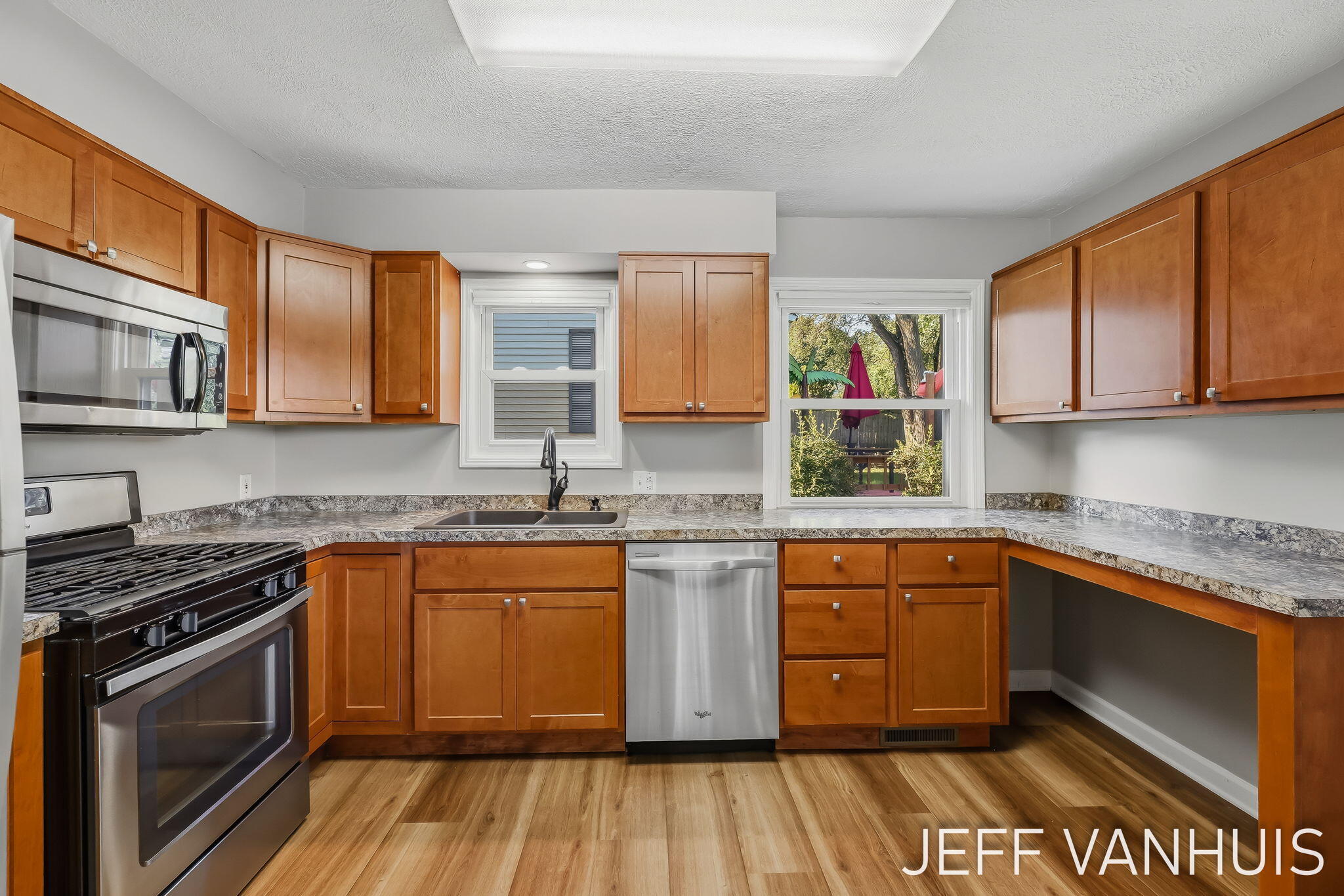 1270 Cedar Street NE Grand Rapids MI 49503