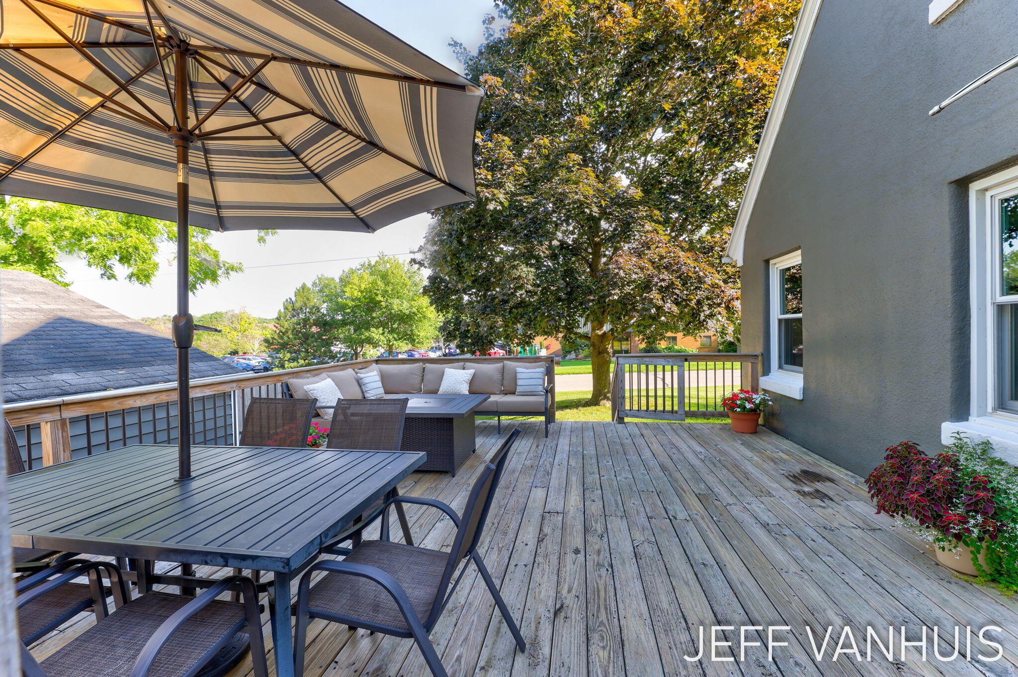1270 Cedar Street NE Grand Rapids MI 49503