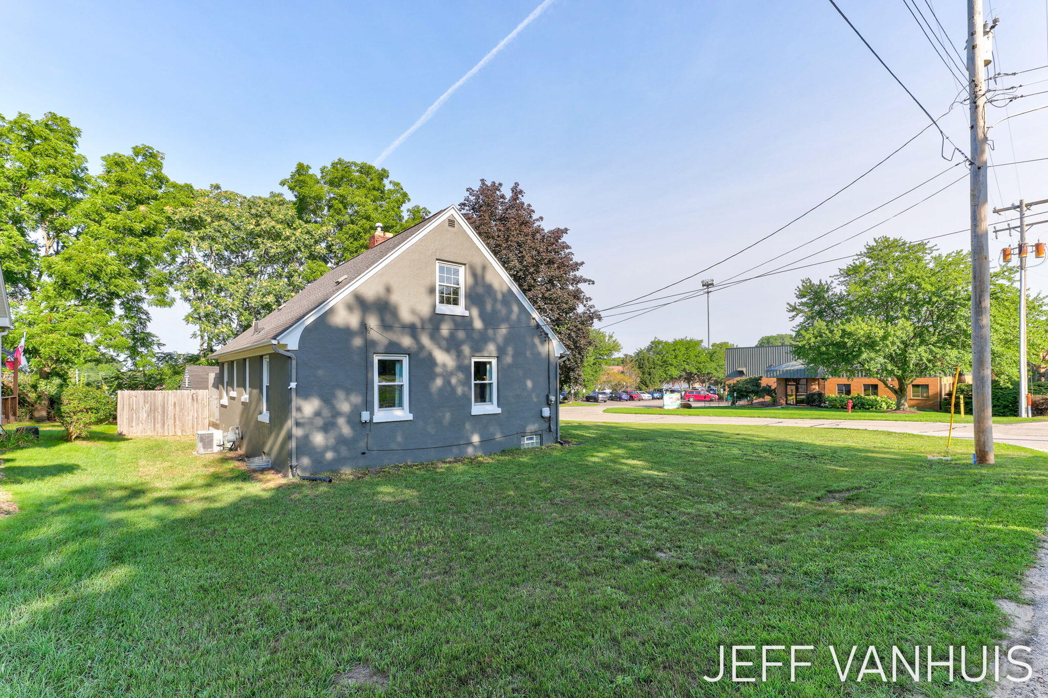 1270 Cedar Street NE Grand Rapids MI 49503