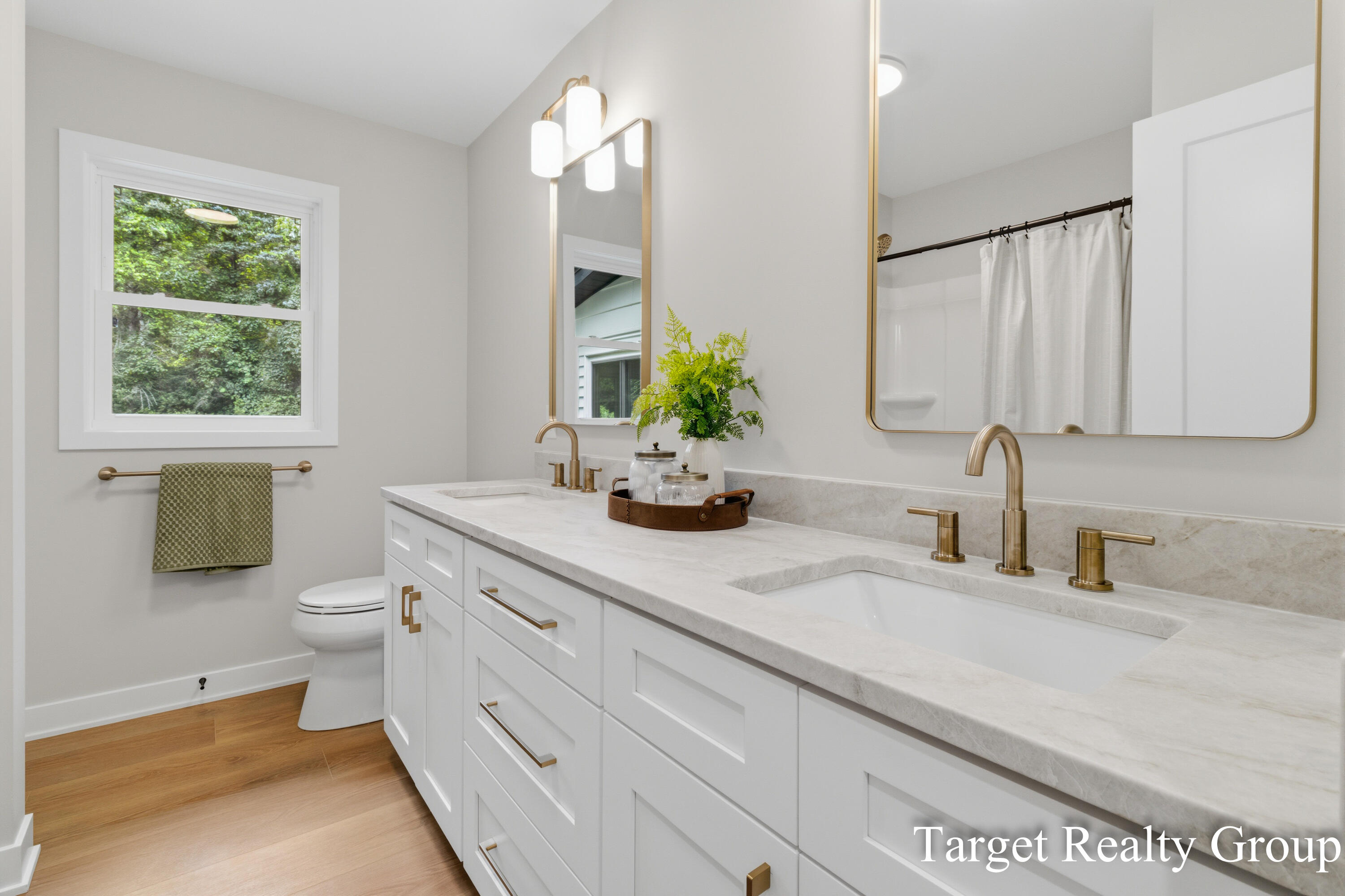11648 Woodgate Drive NW Grand Rapids MI 49534