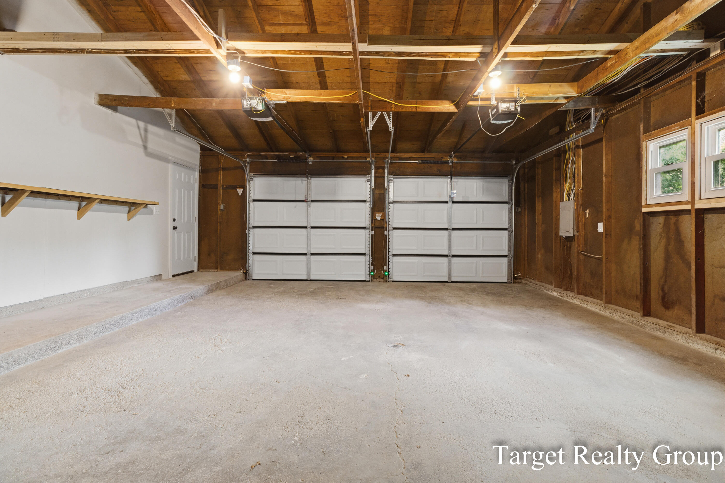 11648 Woodgate Drive NW Grand Rapids MI 49534