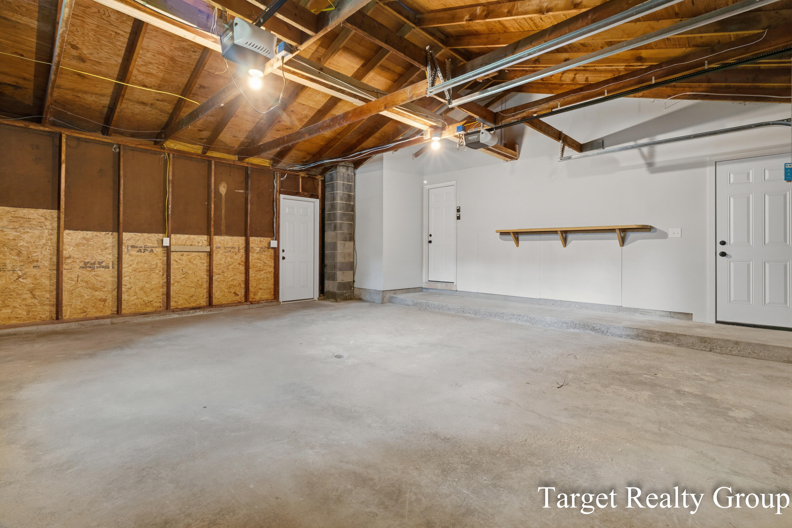 11648 Woodgate Drive NW Grand Rapids MI 49534