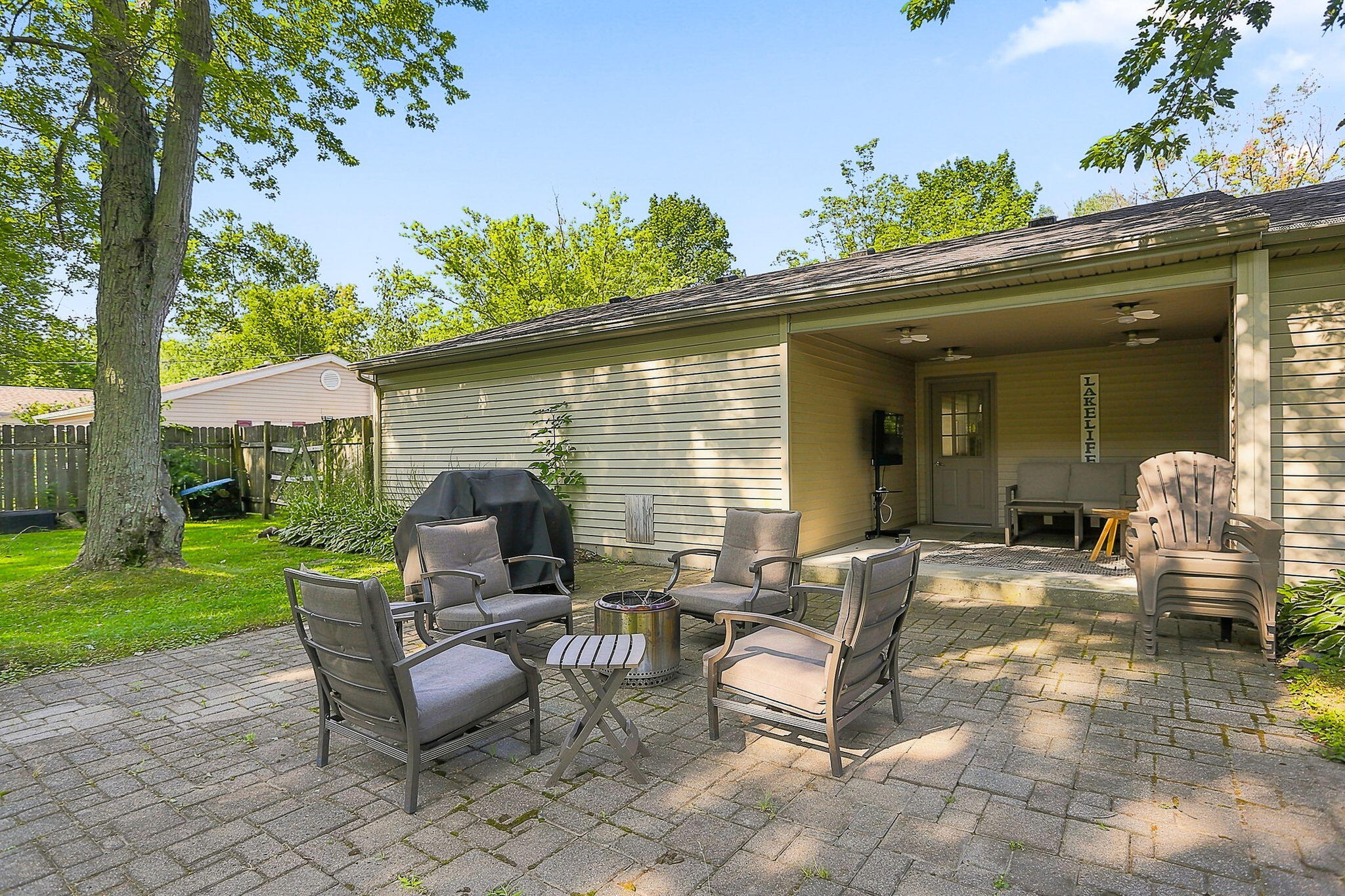 1063 Hazel Street South Haven MI 49090