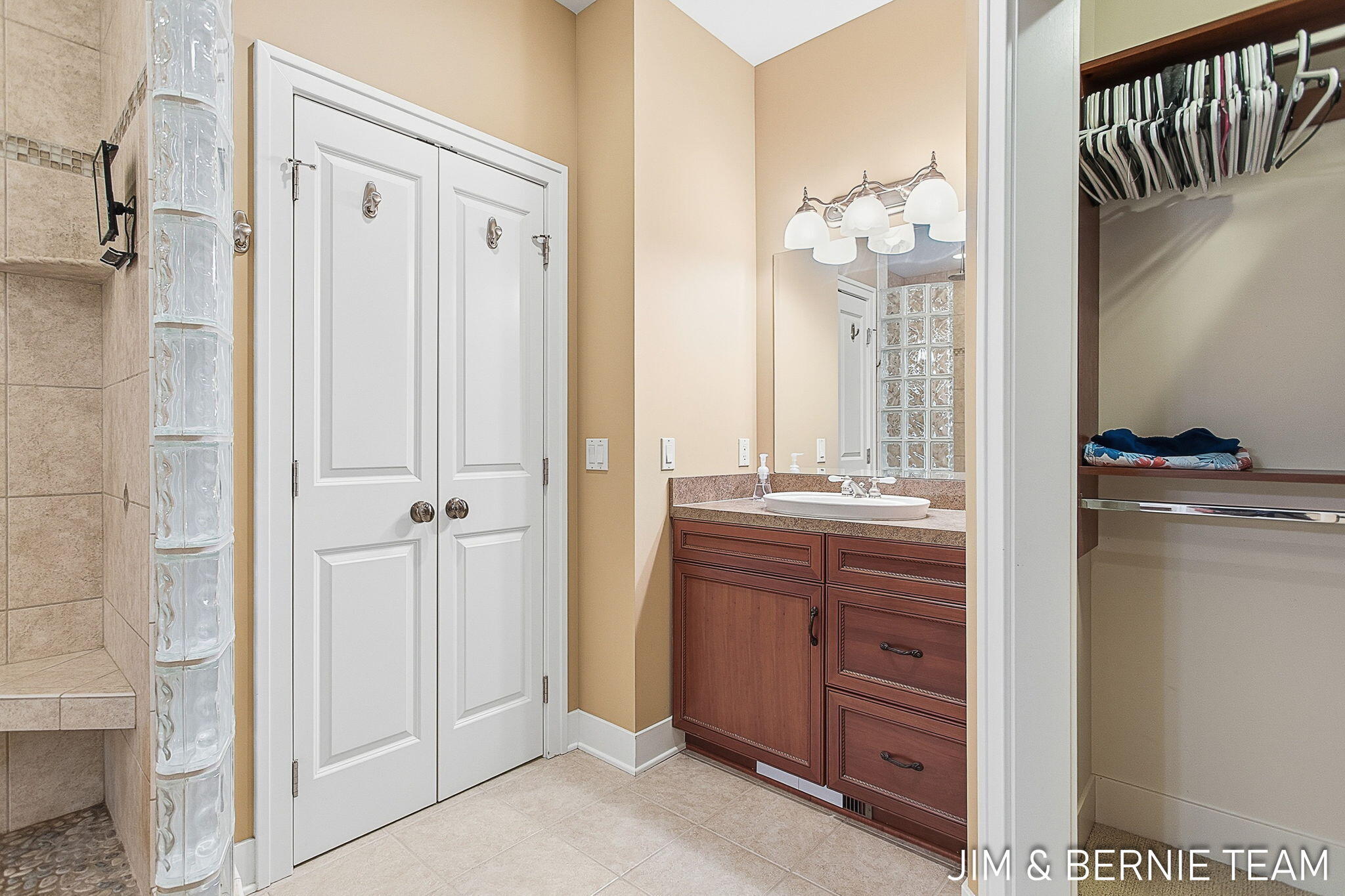 3477 Palmer Drive Saugatuck MI 49453
