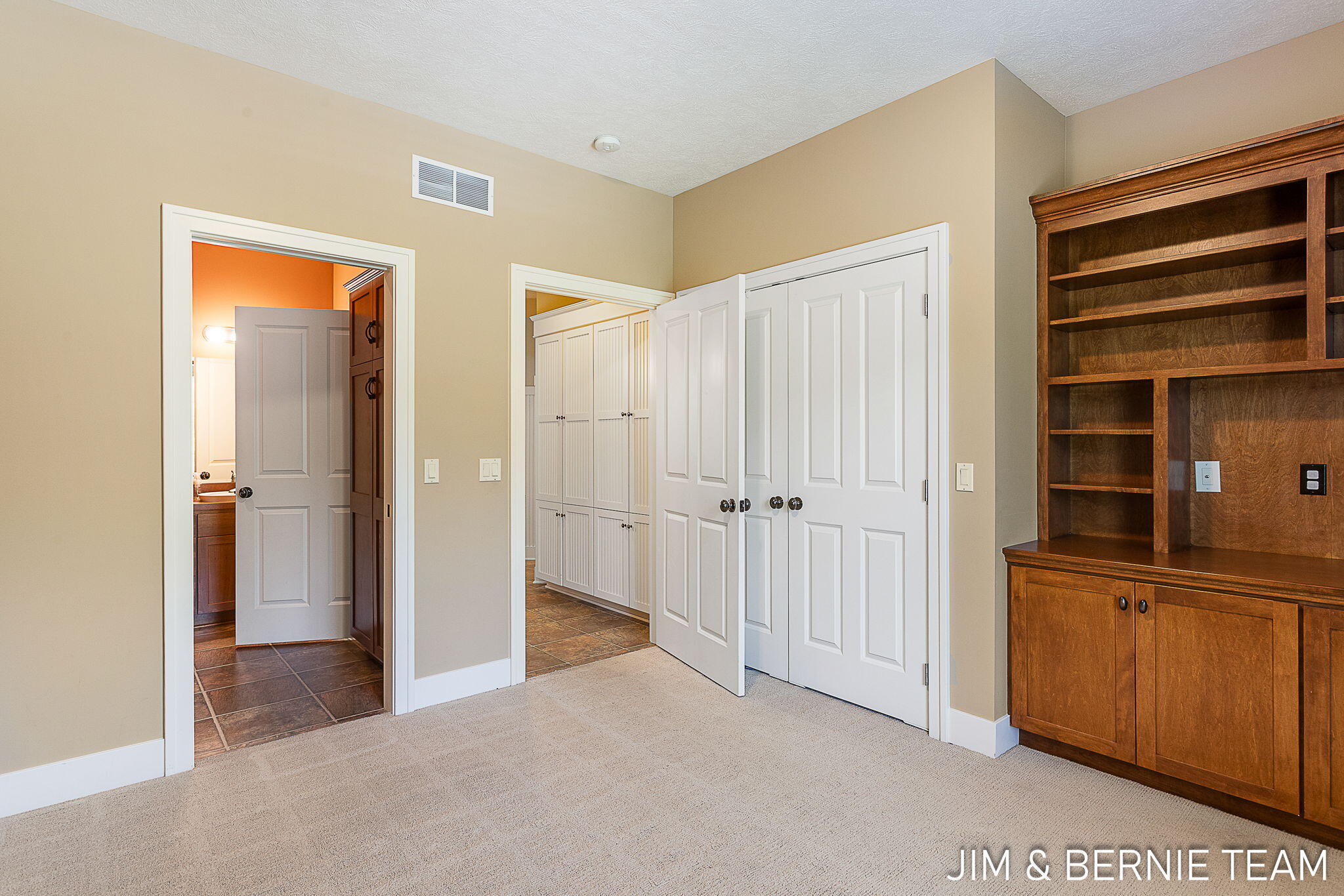 3477 Palmer Drive Saugatuck MI 49453