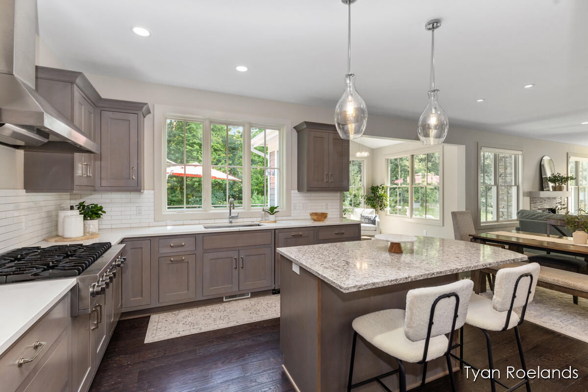 3757 Lake Birch Street NE Grand Rapids MI 49525