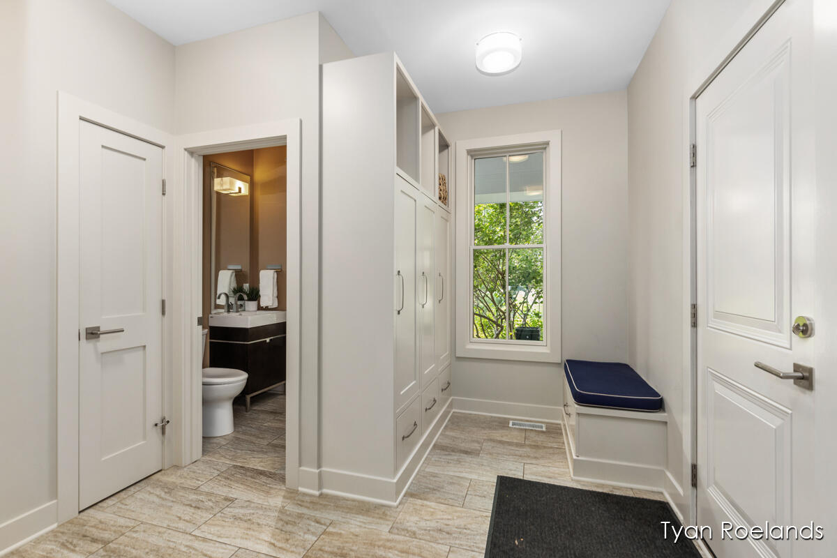 3757 Lake Birch Street NE Grand Rapids MI 49525