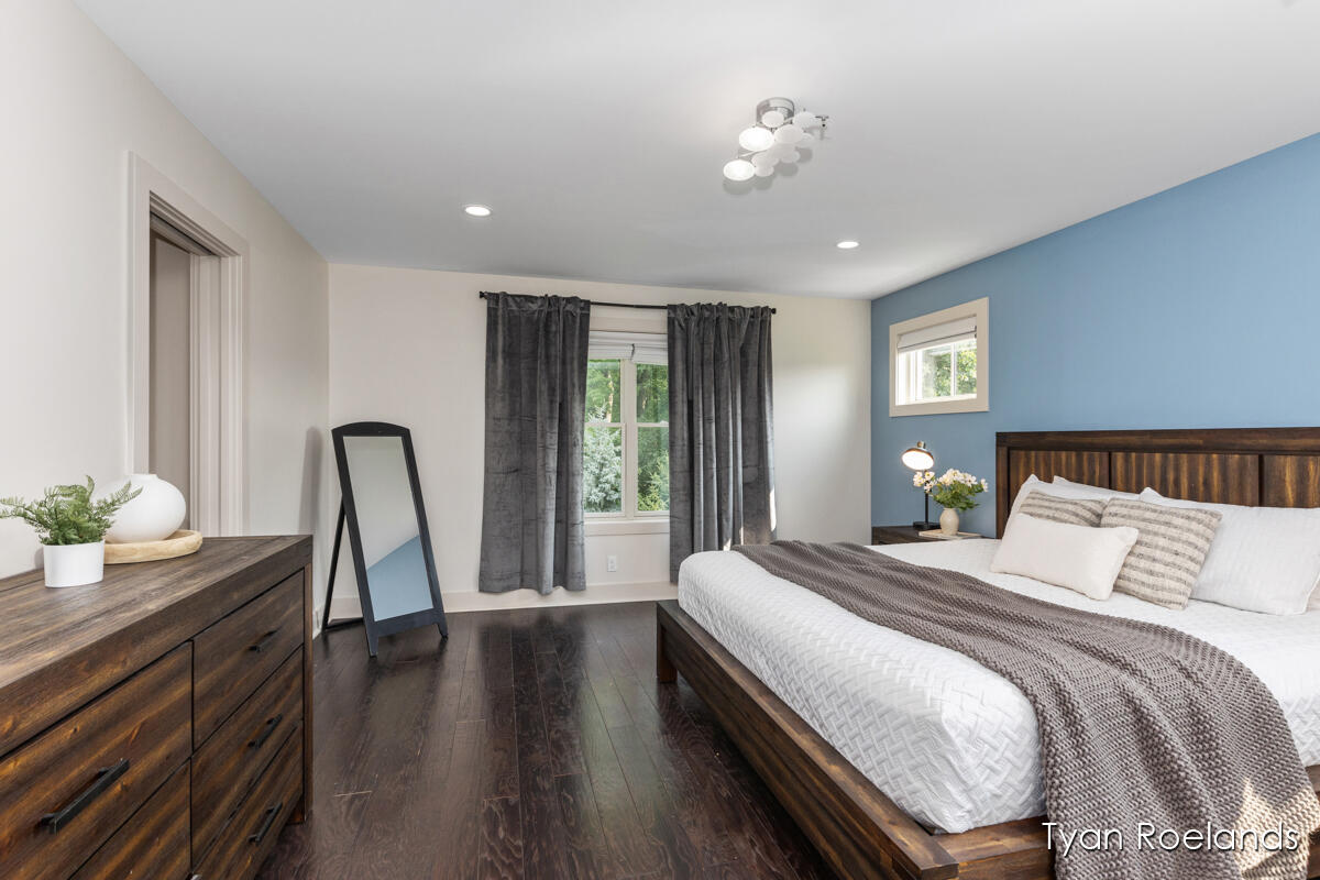 3757 Lake Birch Street NE Grand Rapids MI 49525